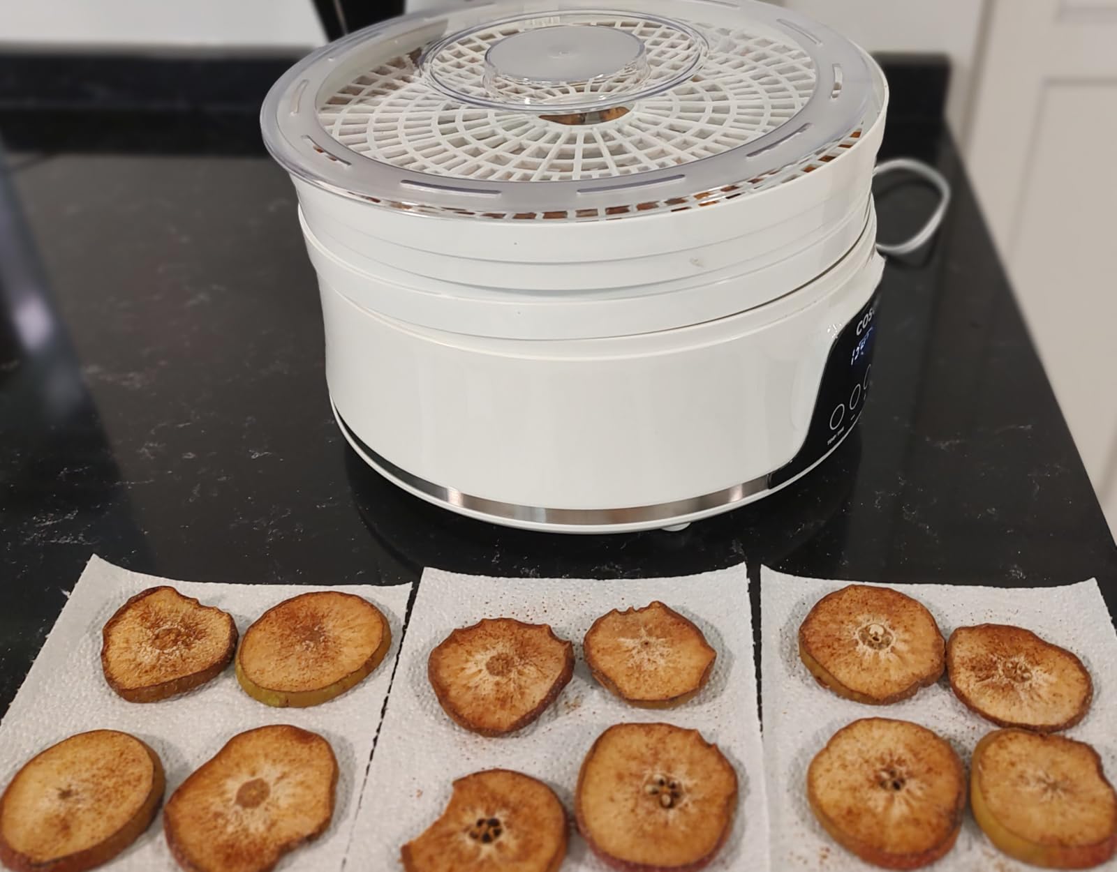 Cosori Food Dehydrator, 5 BPA-Free Trays, 165°F Temperature Control, 350W customer photo 2