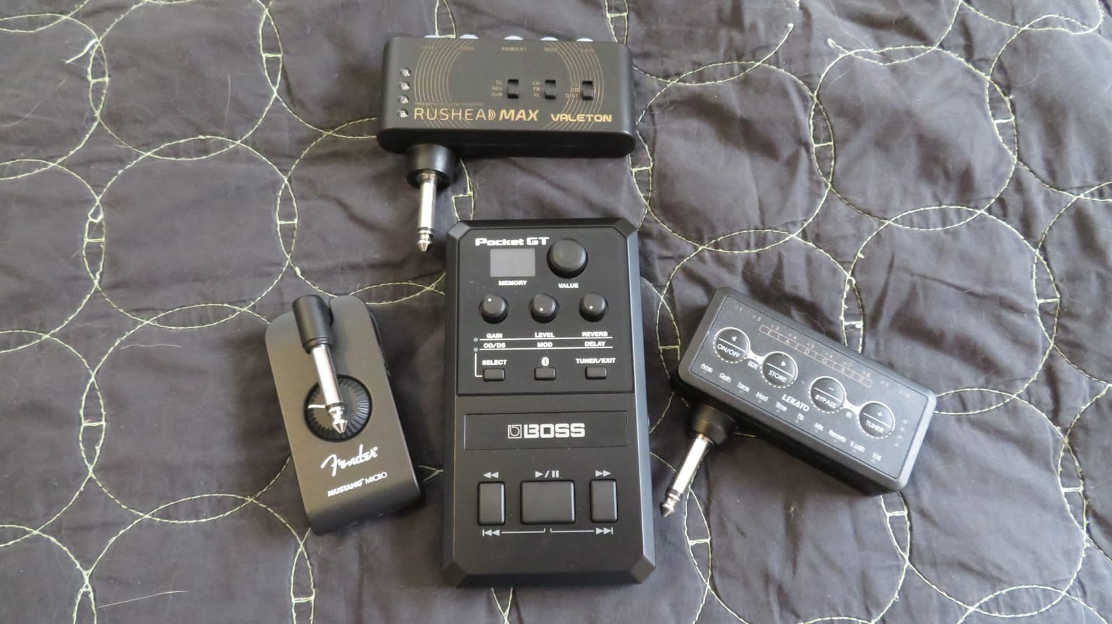 Valeton Rushead Max Bass USB Chargable Portable Pocket Bass Headphone Amp Carry-On Bedroom Plug-In Multi-Effects customer photo 1