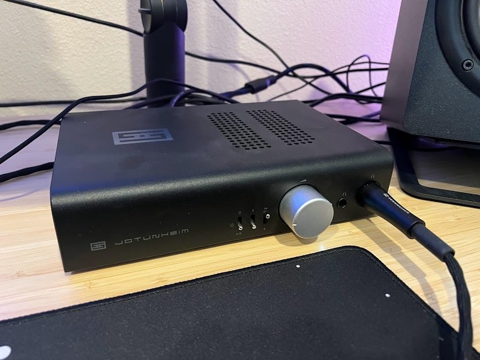 Schiit Mani 2 Phono Preamp for MM, MC, and MI Cartridges (Black) customer photo 1