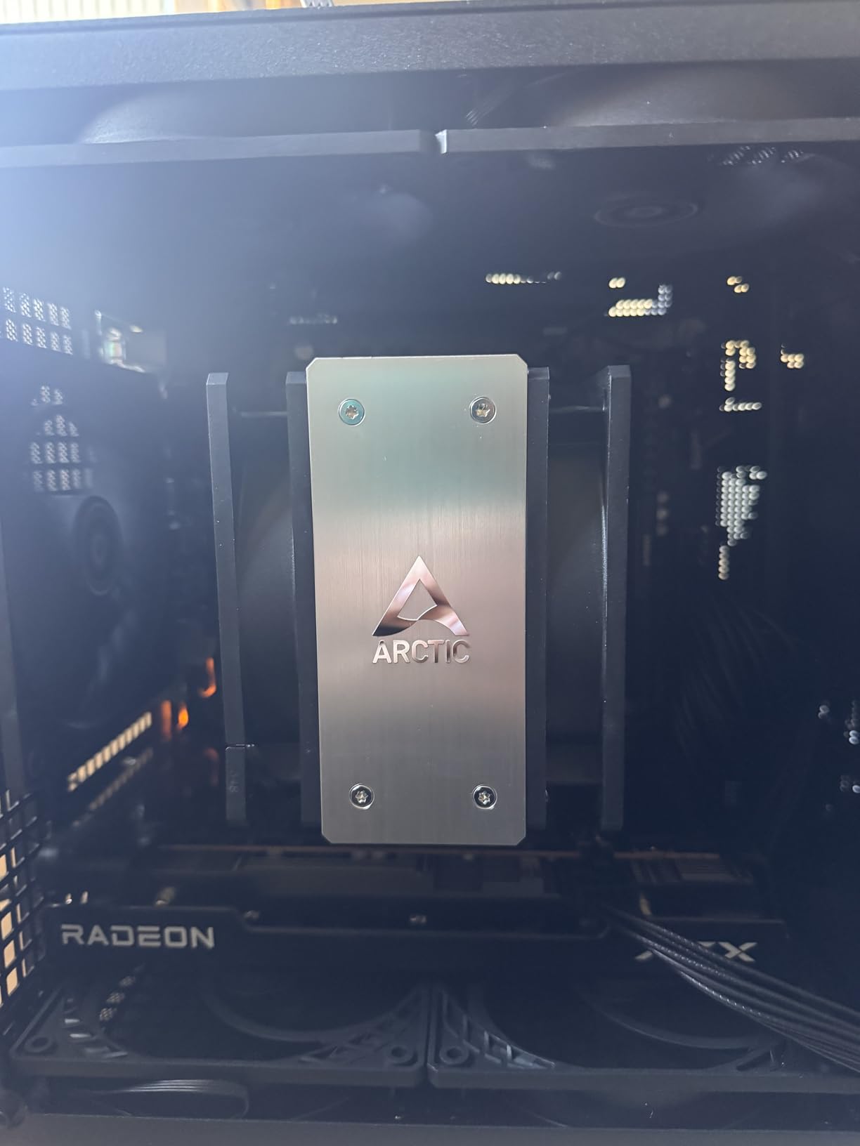 ARCTIC Freezer 36 - Single-Tower CPU Cooler with Push-Pull, Two Pressure-optimised 120 mm P Fans, Fluid Dynamic Bearing, 200–1800 RPM, 4 Heatpipes, incl. MX-6 Thermal Compound customer photo 2