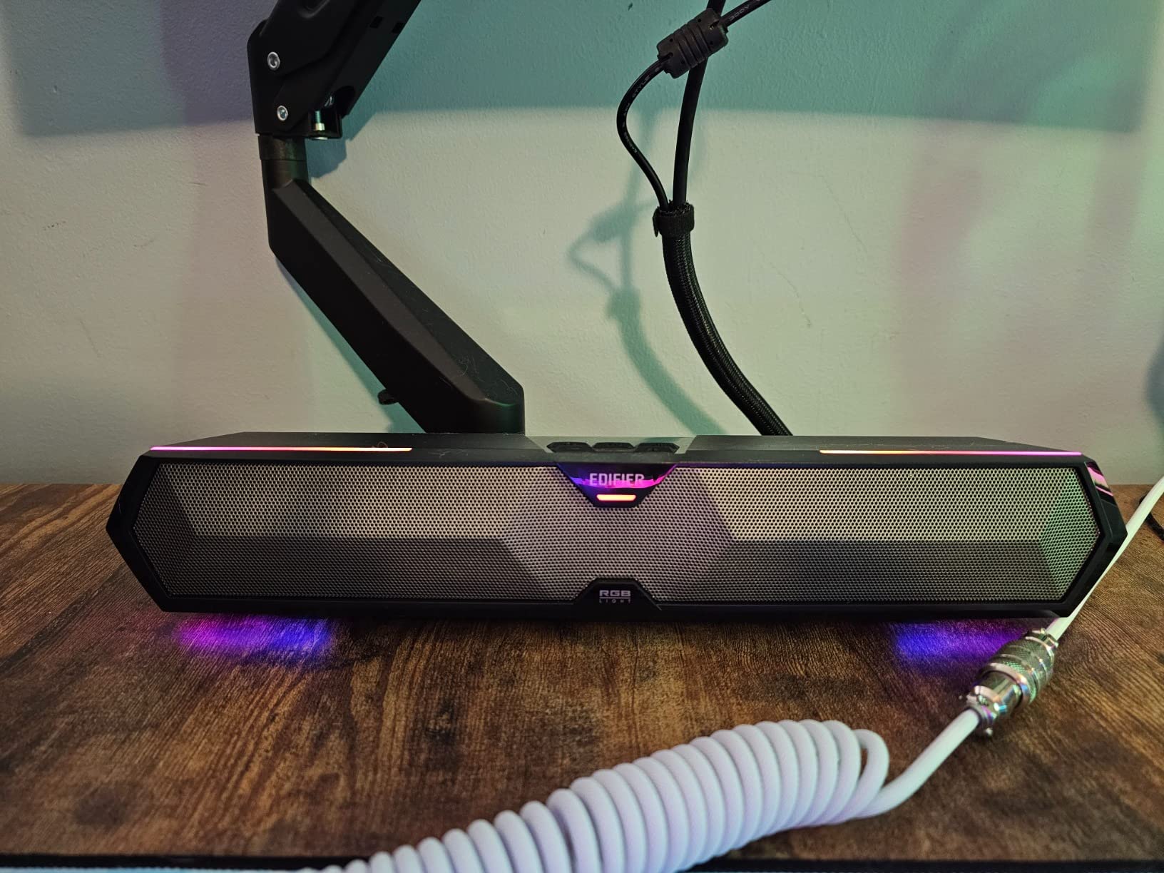 Edifier MG300 Computer Sound Bar: Loud Speakers with Deep Bass - Switch RGB Built-in Microphone for Gaming Speakers Wireless Bluetooth 5.3 & USB Adapter PC Sound Bar for Desktop customer photo 1