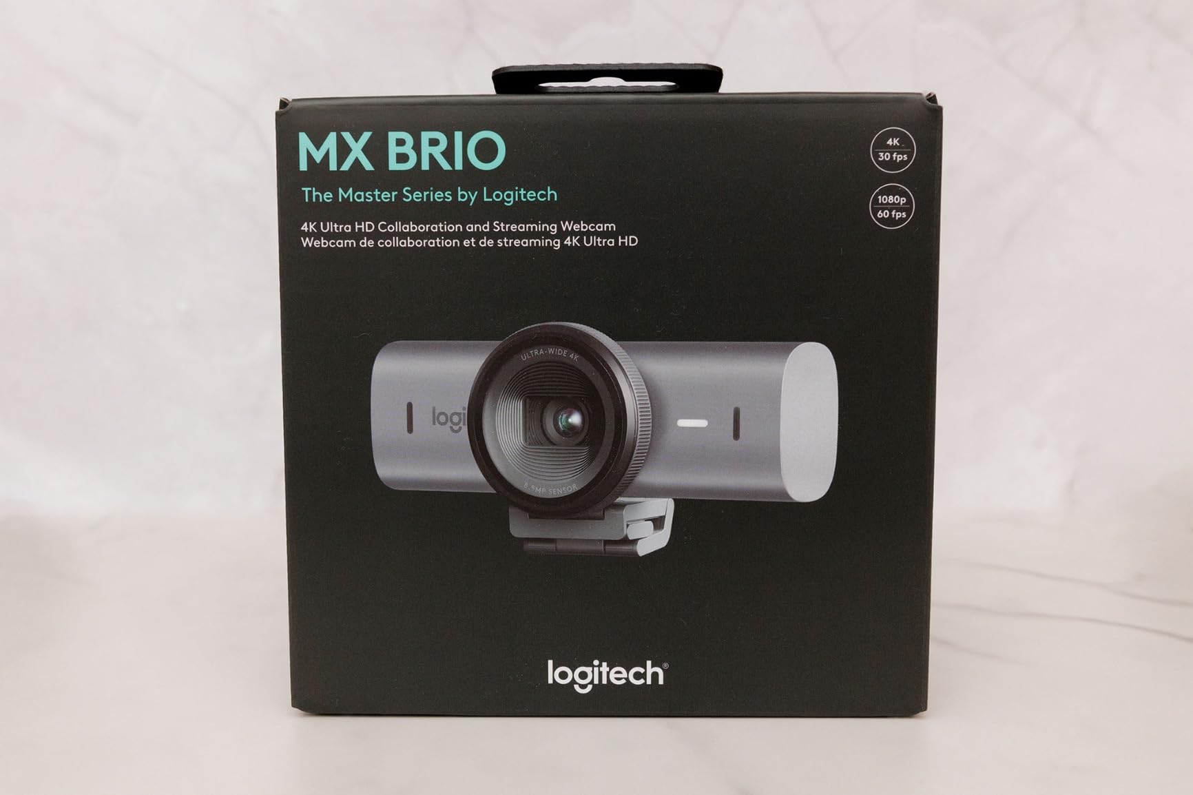 Logitech MX Brio Ultra HD 4K Webcam Collaboration and Streaming - Graphite customer photo 1