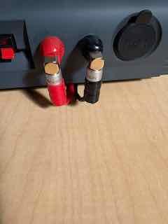 Nakamichi GrubLock 24k Gold Plated Right Angle Banana Plugs, 10-18 AWG customer photo 2