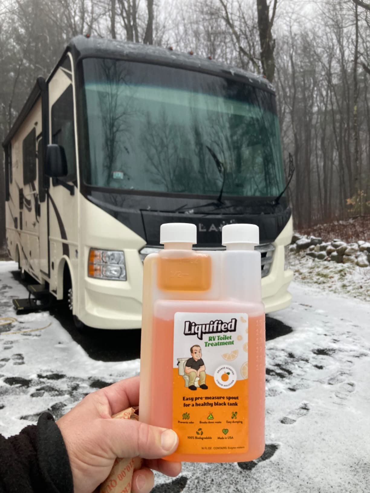 Liquified RV Toilet Treatment - Black Holding Tank Digester - Odor Eliminator - Orange Scent - Matts RV Reviews (Orange, 32oz) customer photo 2
