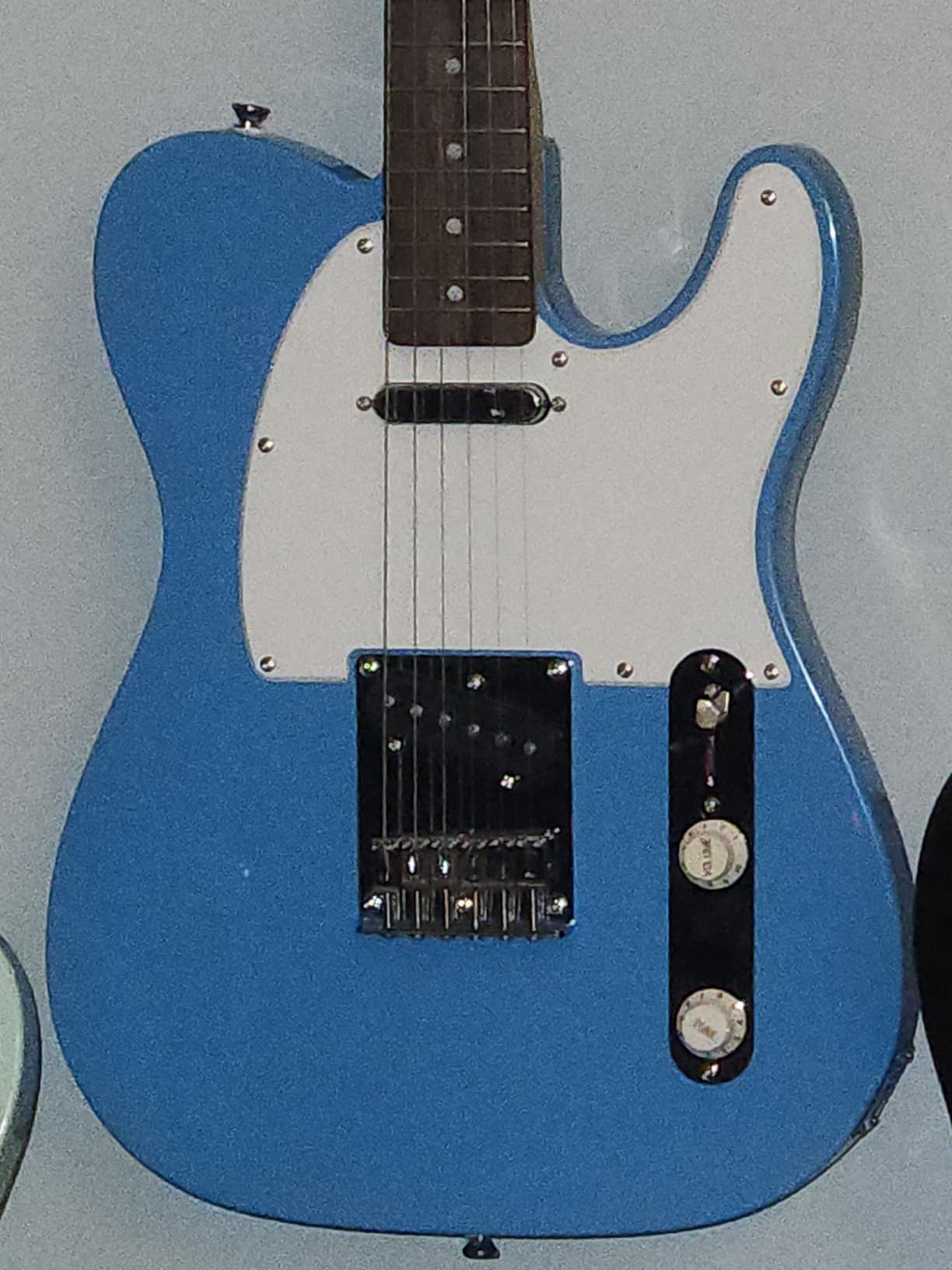 Squire Sonic Telecaster Electric Guitar, California Blue, Laurel Fingerboard customer photo 1