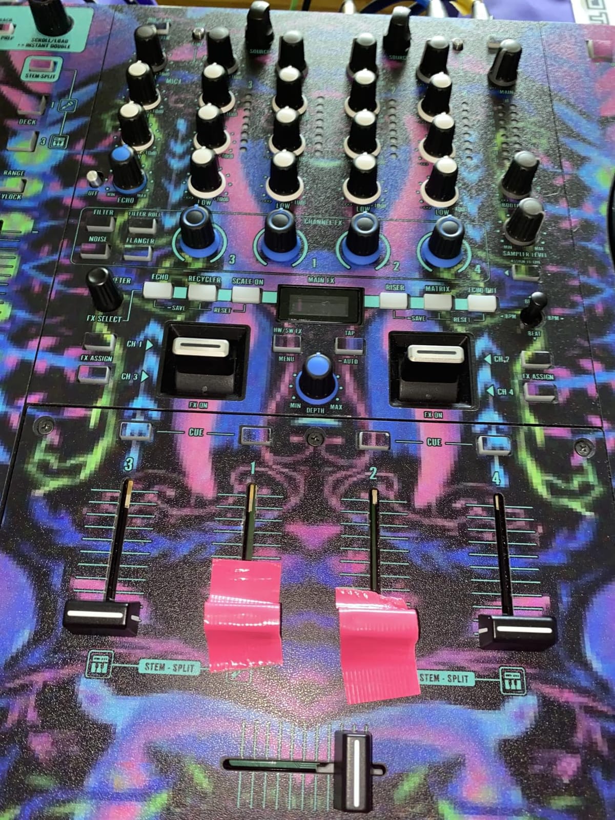 RANE FOUR Professional Stems DJ Controller customer photo 1