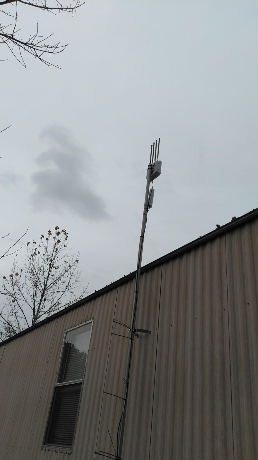 2026 WAVLINK AX1800 Outdoor WiFi 6 Extender Long Range, IP67 Weatherproof customer photo 1