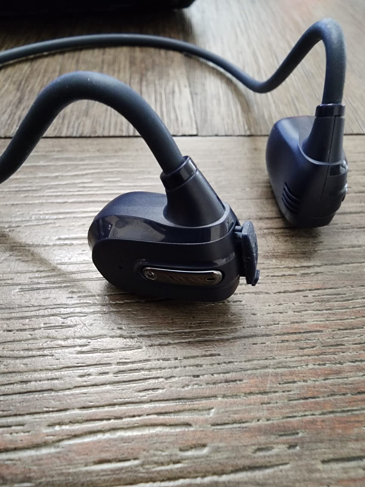 Golvery Kids Wireless Earbuds, Open Ear Bluetooth Headphones for Children customer photo 2