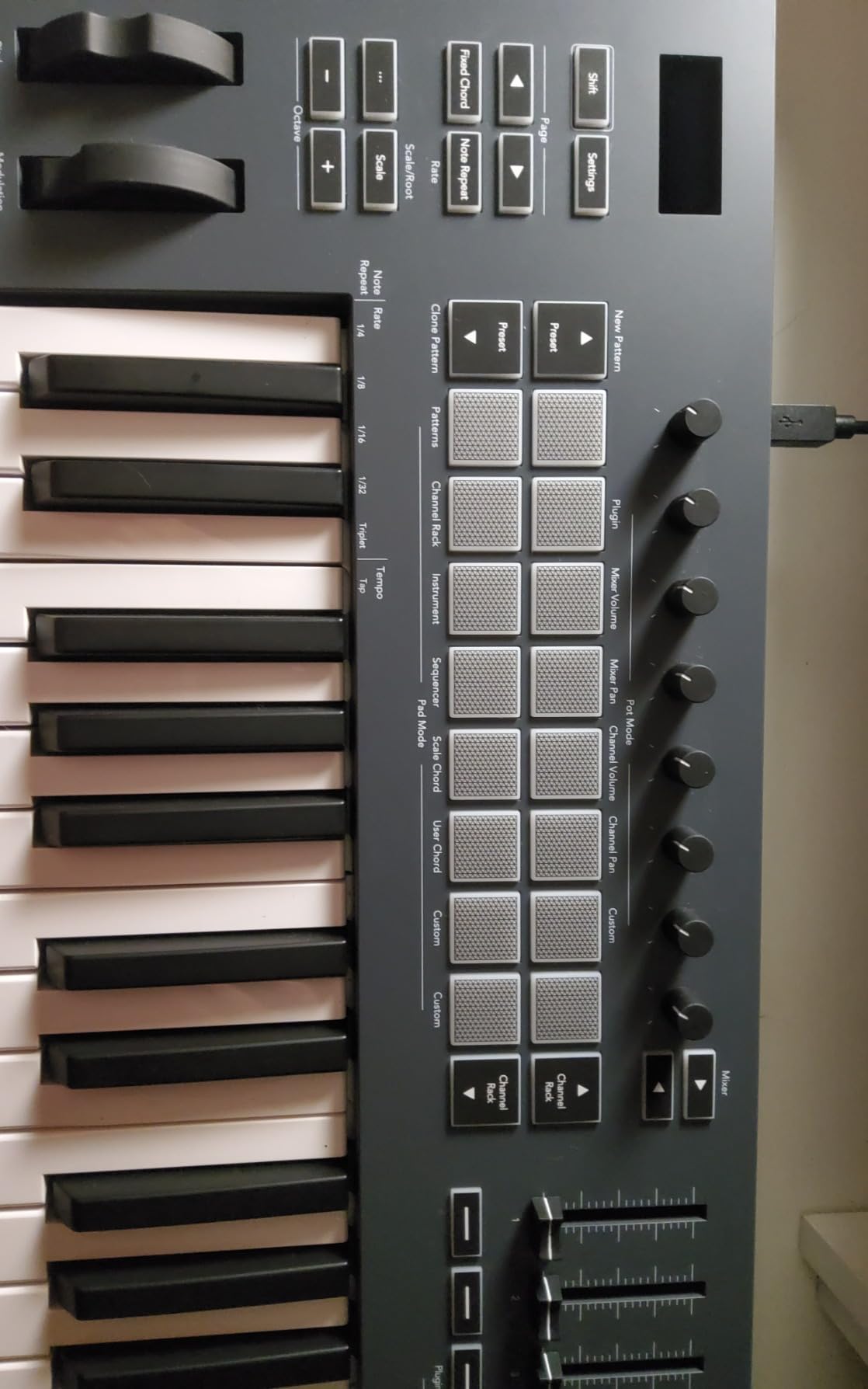 Novation FLkey 49 USB MIDI Controller Keyboard customer photo 2