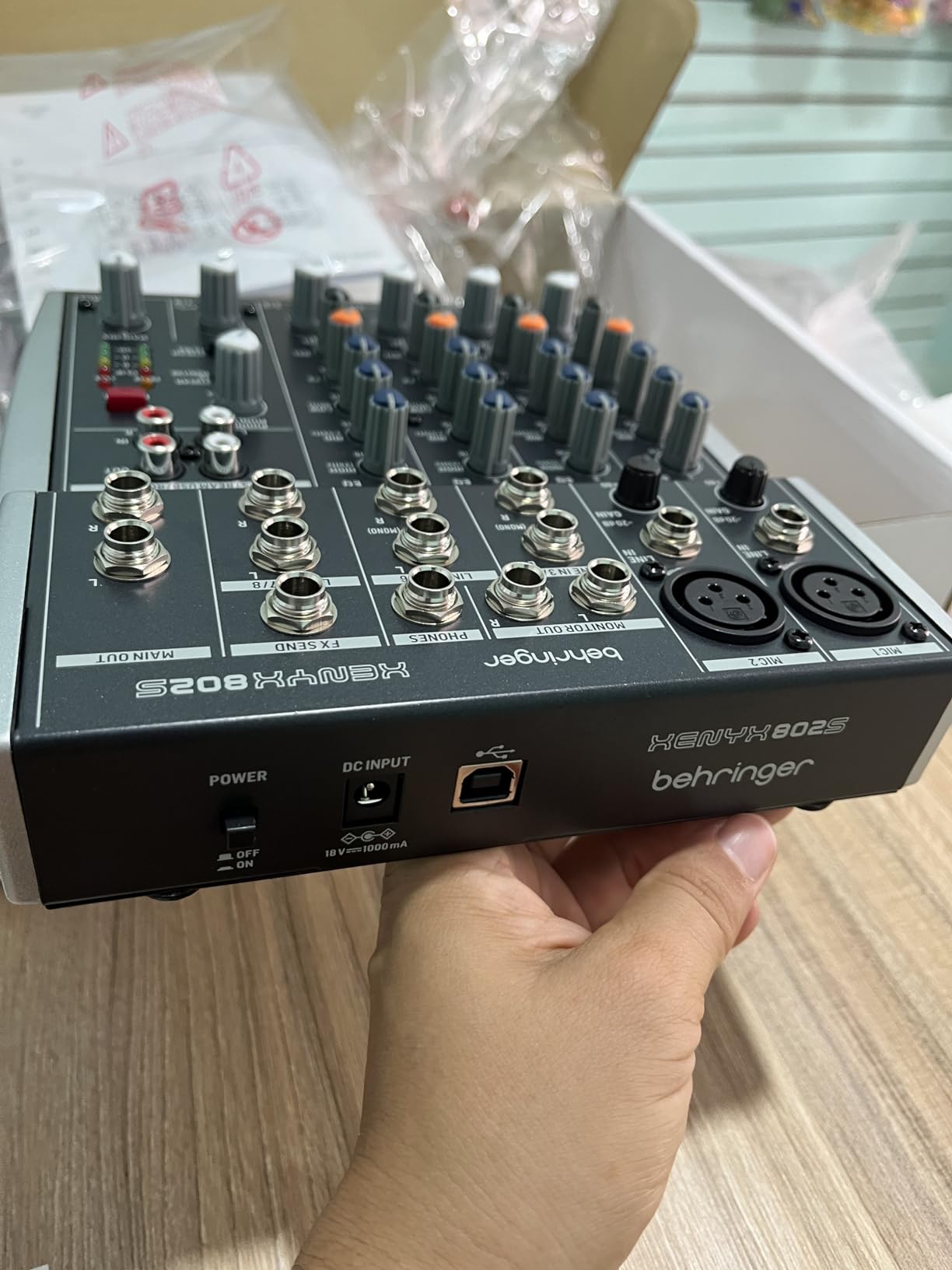 Behringer XENYX 802S Premium Analog 8-Input Mixer with USB Streaming Interface customer photo 2