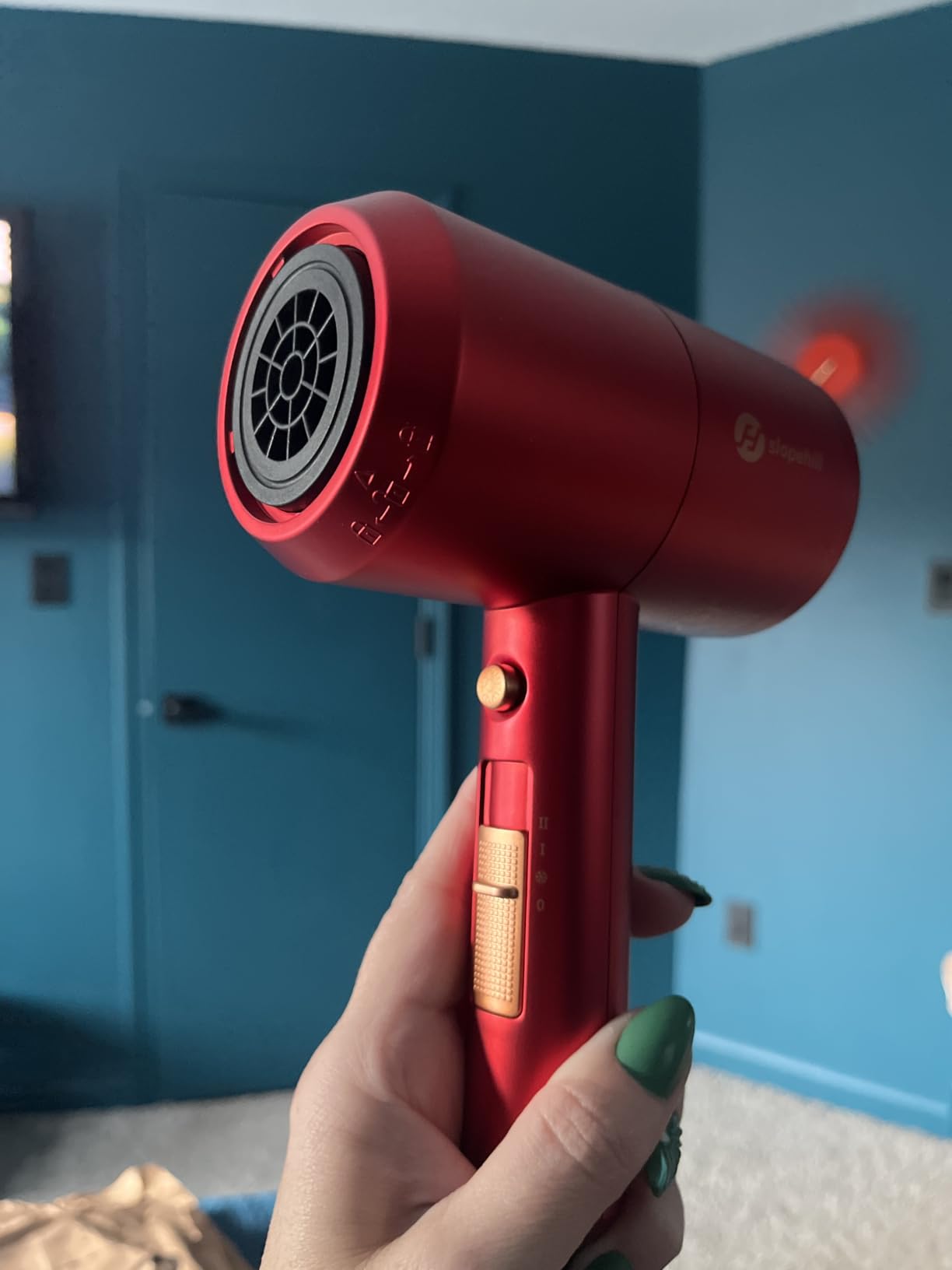 slopehill Professional Ionic Hair Dryer, Powerful 1800W Fast Drying Low Noise Blow Dryer with 2 Concentrator Nozzle 1 Diffuser Attachments for Home Salon Travel (Black) customer photo 2