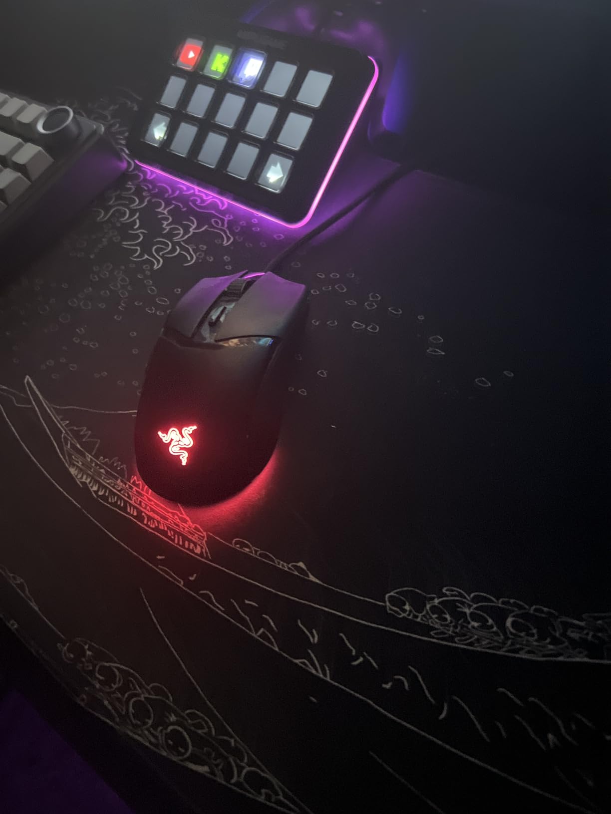 Razer Cobra Wired Gaming Mouse, Gen-3 Optical Switches, 58g, Black customer photo 1
