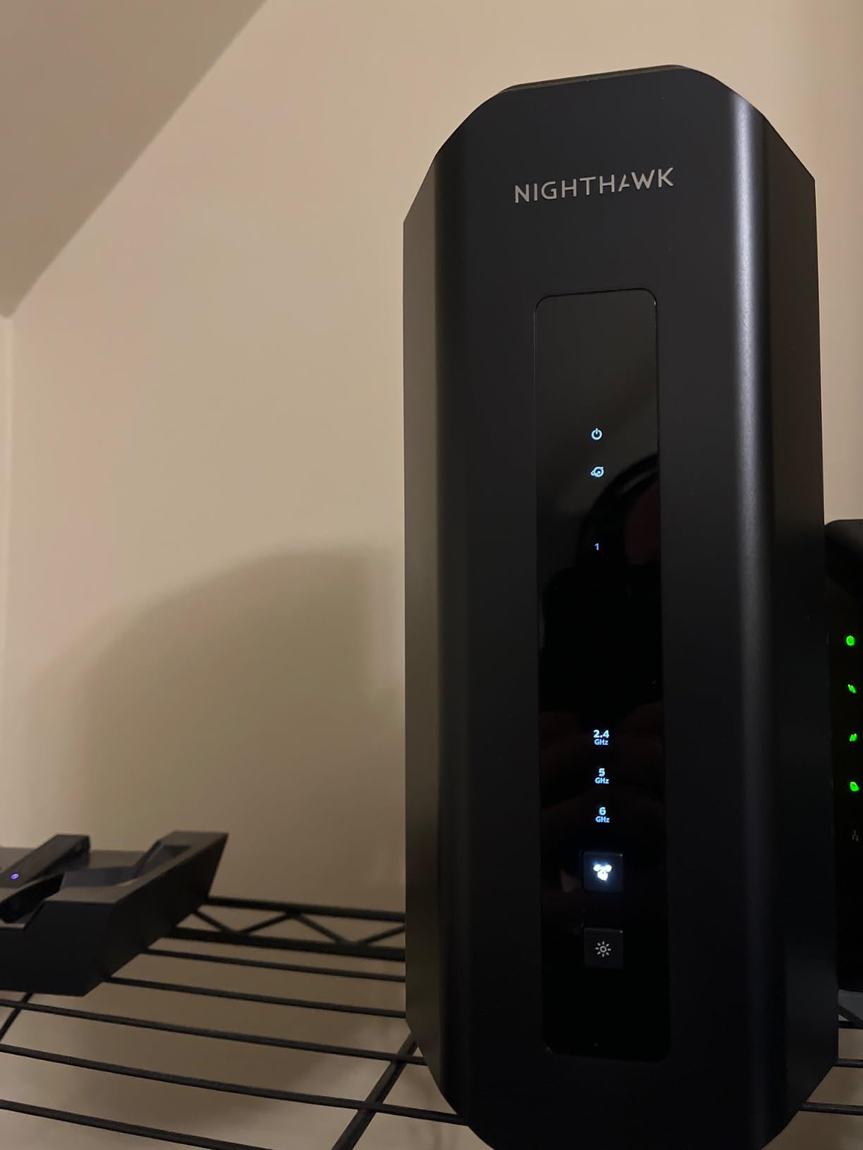 NETGEAR Nighthawk WiFi 7 Router RS700S, Up to 3,500 sq ft, 19 Gbps customer photo 2
