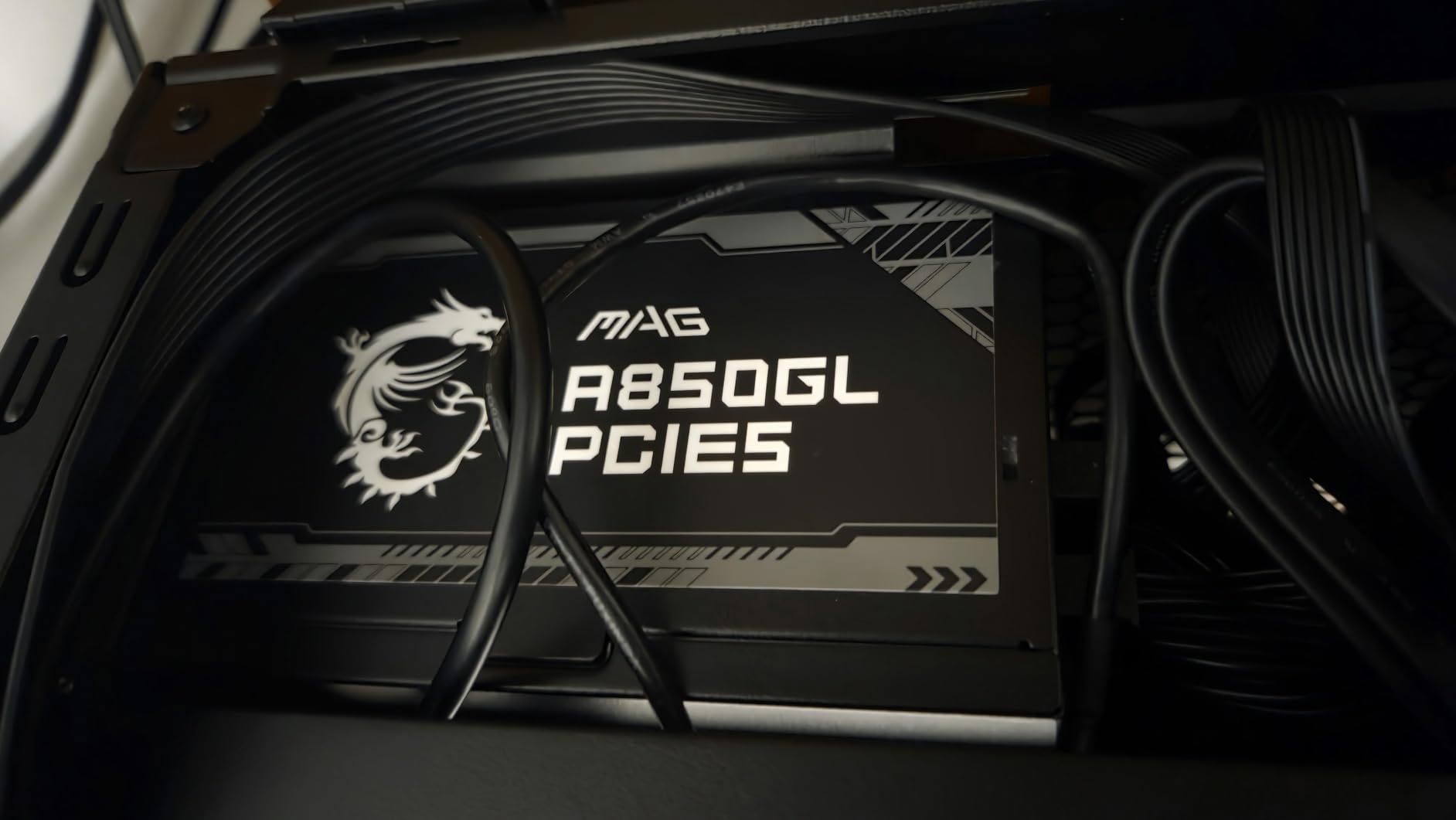 MSI MAG A850GL PCIE5, Fully Modular Compact Gaming 850W Power Supply, 80+ Gold, ATX 3.1 & PCIe 5.1 Ready, Native Dual-Color 12V-2x6 Cable, 10 Year Warranty customer photo 2