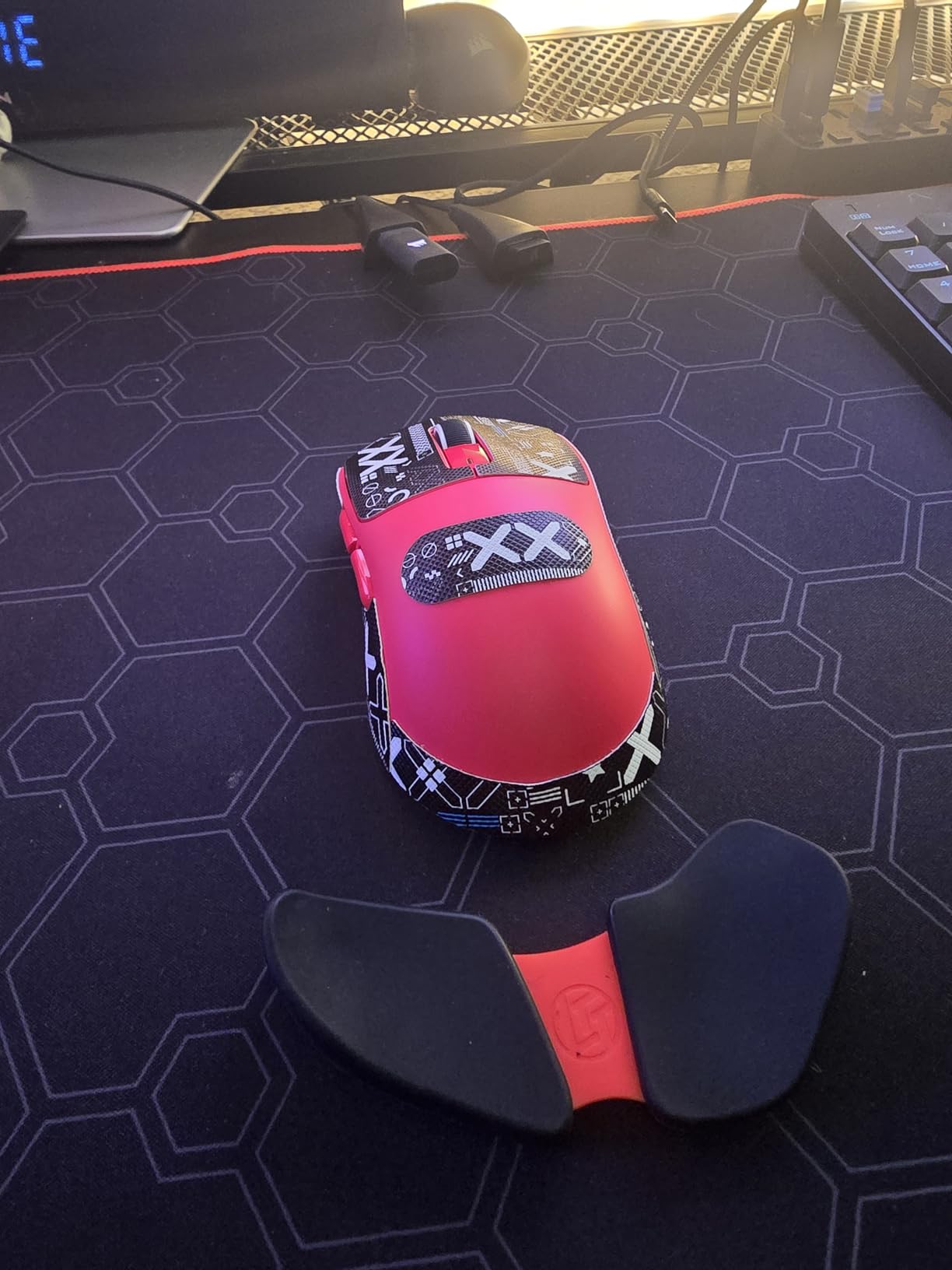 ATTACK SHARK X3 49g Ultra-Lightweight Wireless Gaming Mouse, White&Tape customer photo 1