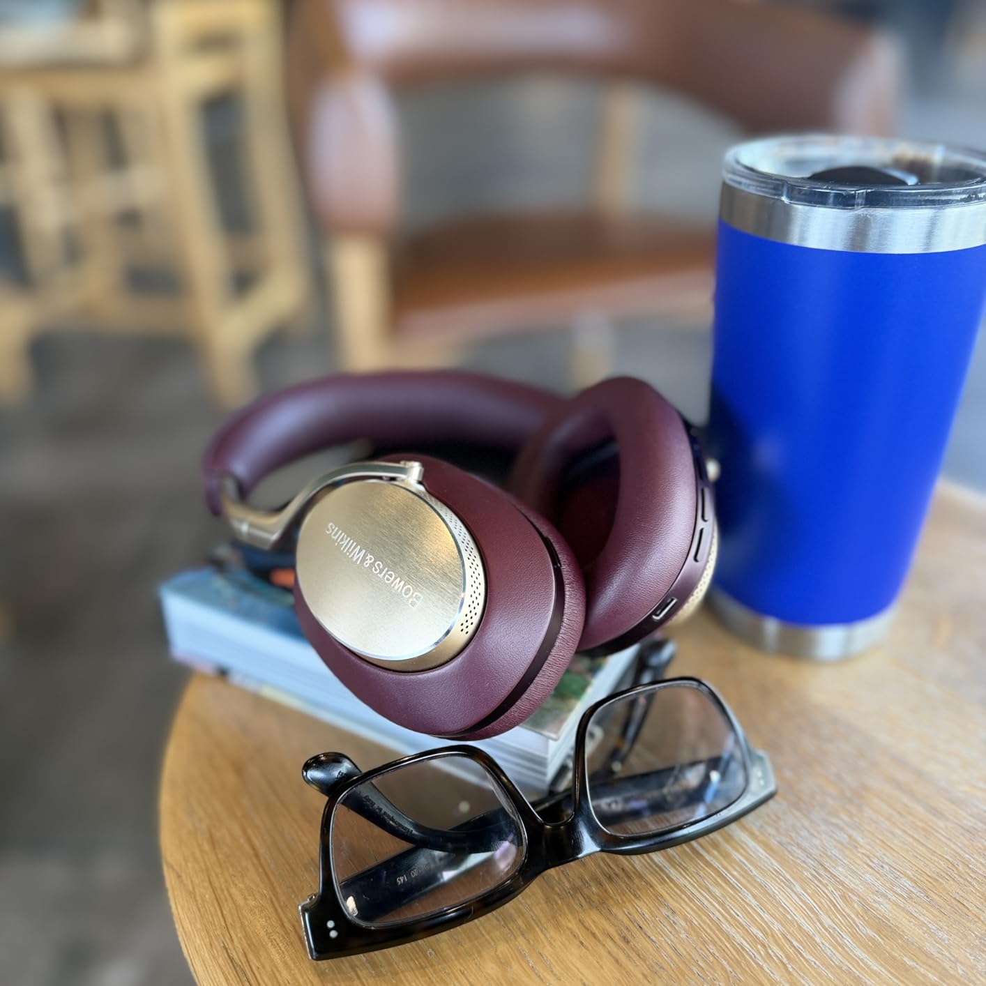 Bowers & Wilkins Px8 Over-Ear Wireless Headphones, Royal Burgundy customer photo 1