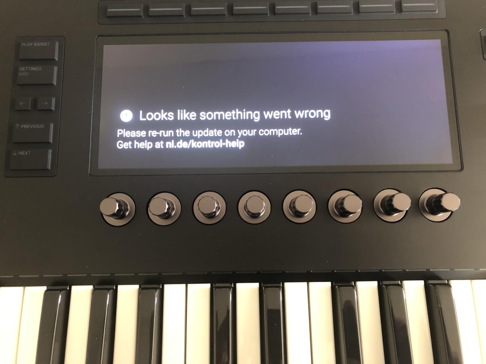 Native Instruments S-Series Komplete Kontrol S49 MK3 Keyboard Controller customer photo 1