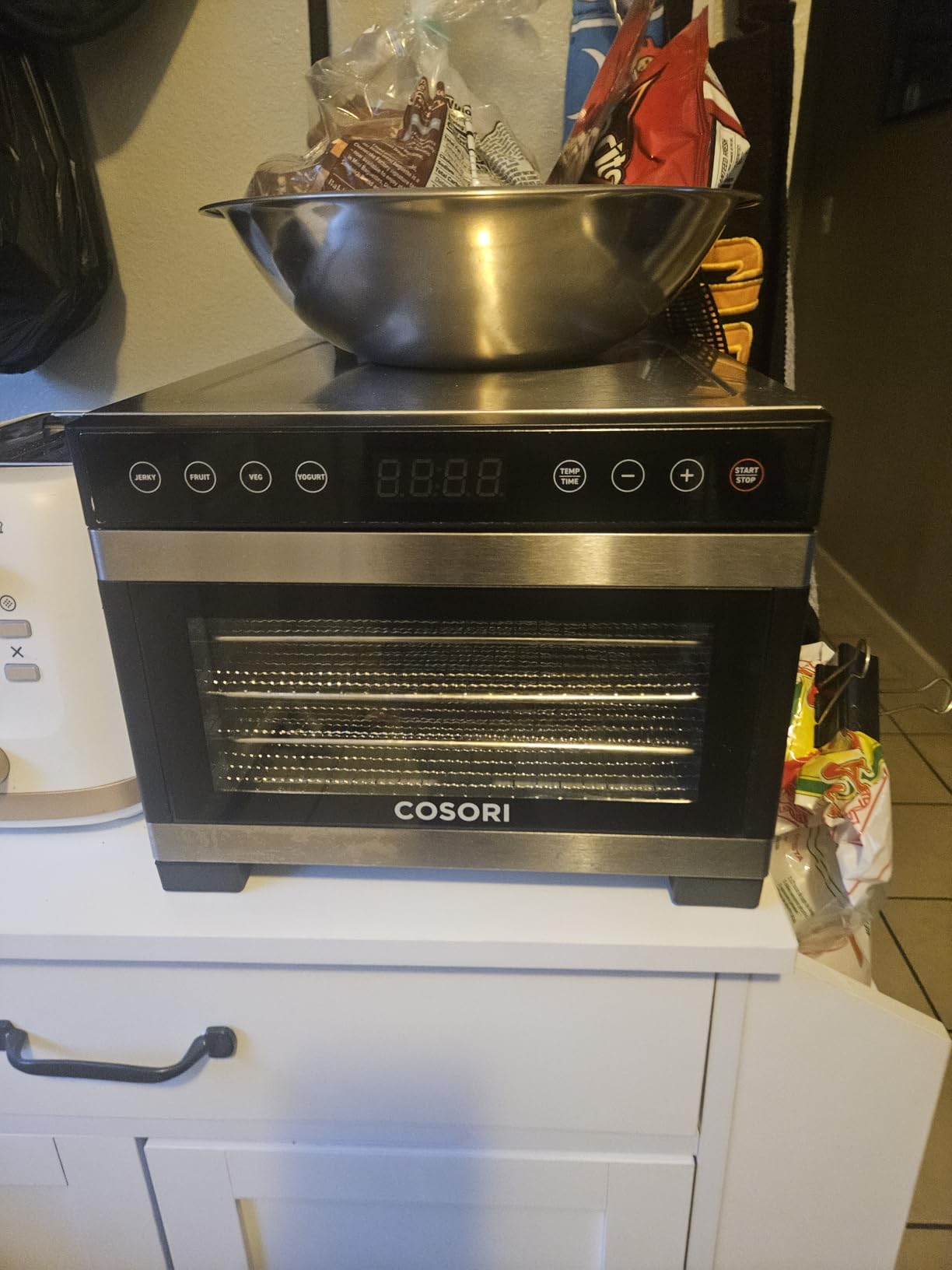 Cosori Food Dehydrator, 5 Stainless Steel Trays, 3.1 ft² Drying Space customer photo 1