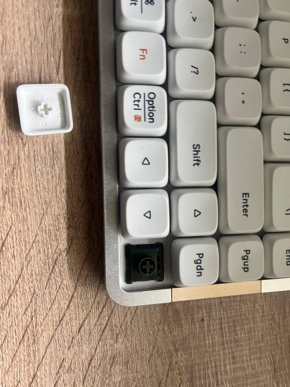 LOFREE Flow84 Low Profile Mechanical Keyboard, 75 Percent Rechargeable Wireless Keyboards with Bluetooth and Wired Connection for Windows, Mac OS/White Ghost Linear Switches customer photo 1
