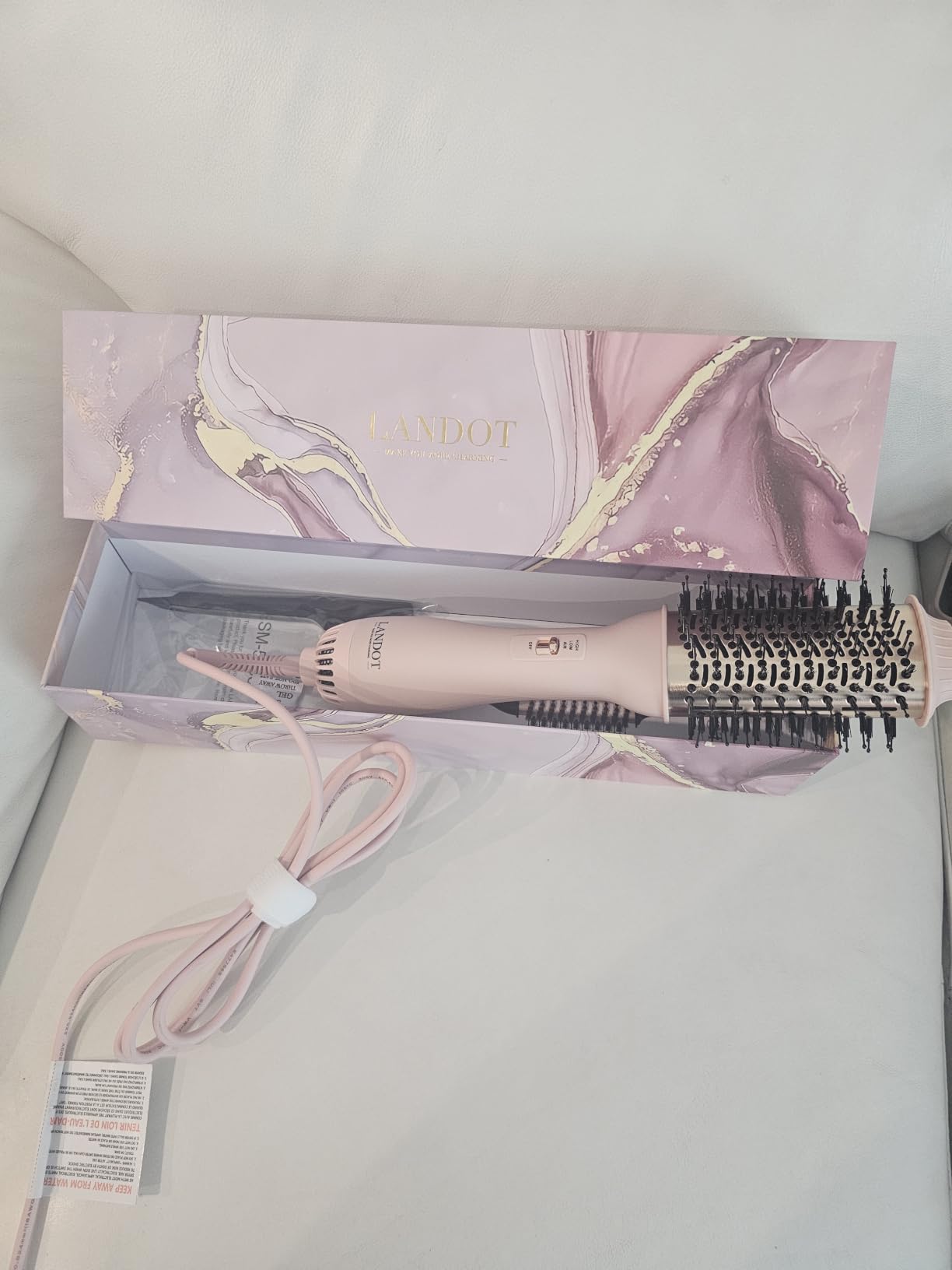 LANDOT Hair Blow Dryer Brush One-Step Hot Air Volumizer for Smooth Blowout customer photo 1