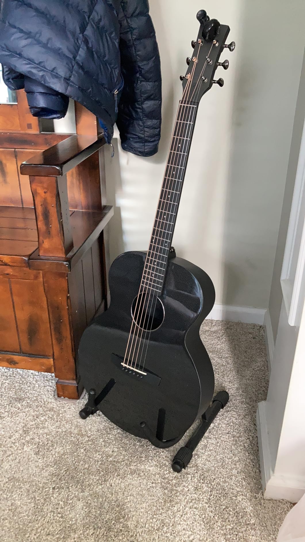 Enya X3 PRO Carbon Fiber 41-Inch Smart Acoustic-Electric Travel Guitar customer photo 2