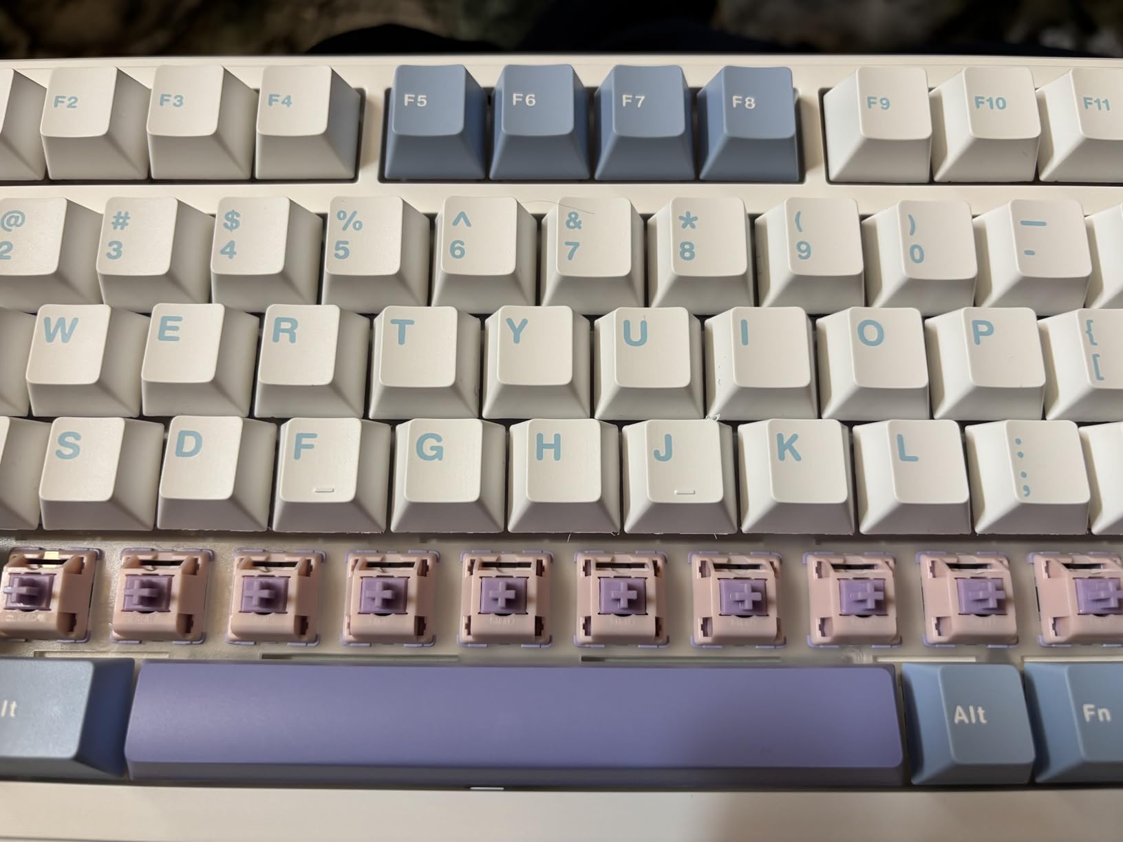 AULA F99 Wireless Mechanical Keyboard,Tri-Mode BT5.0/2.4GHz/USB-C Hot Swappable Custom Keyboard,Pre-lubed Linear Switches,RGB Backlit Computer Gaming Keyboards for PC/Tablet/PS/Xbox customer photo 2