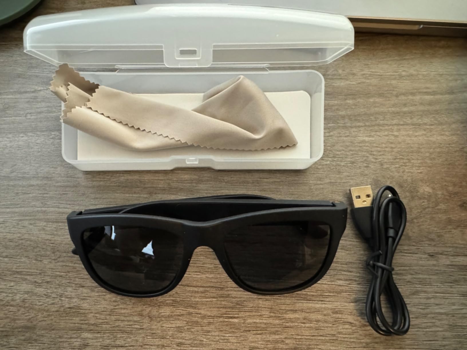 GS01 Smart Bluetooth Sunglasses, Audio Sunglasses With Speaker, UV400 Polarized lens, Open Ear Music, Touch Control customer photo 2