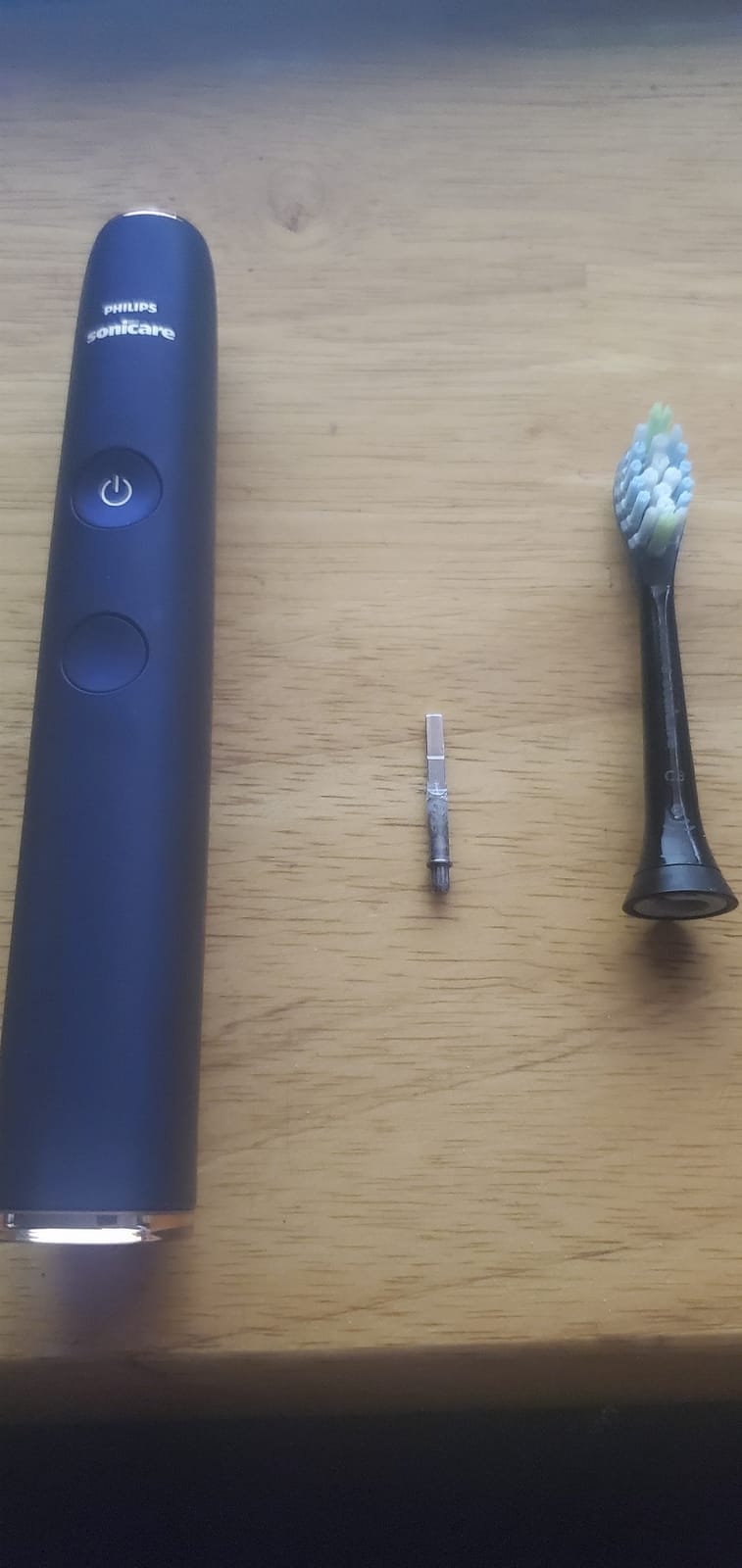 Philips Sonicare DiamondClean 9750 Electric Toothbrush, 4 Brush Heads, Blue customer photo 2