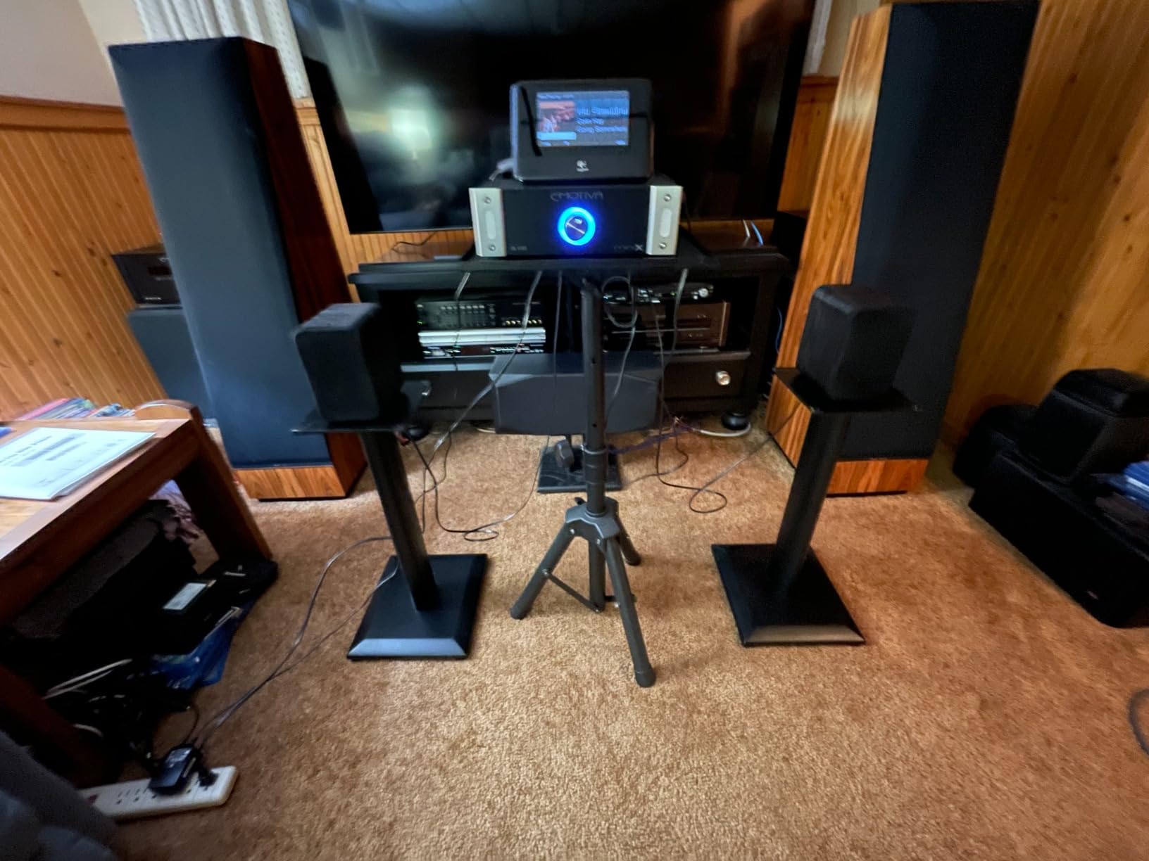 RIOWOIS Passive Bookshelf Speakers for Home Theater Surround Sound, Satellite Stereo Speakers with Crisper Sound and Classic Wood Grain for Record Player/Computer/TV, Wall Mountable, One Pair. customer photo 2