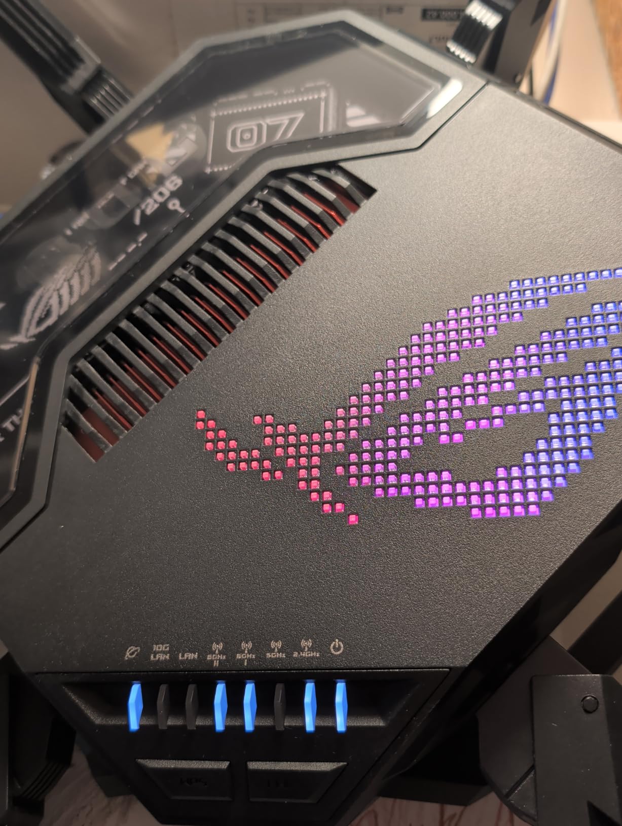 ASUS ROG Rapture GT-BE98 Pro WiFi 7 Gaming Router - Quad-Band, 30Gbps, Mesh customer photo 1