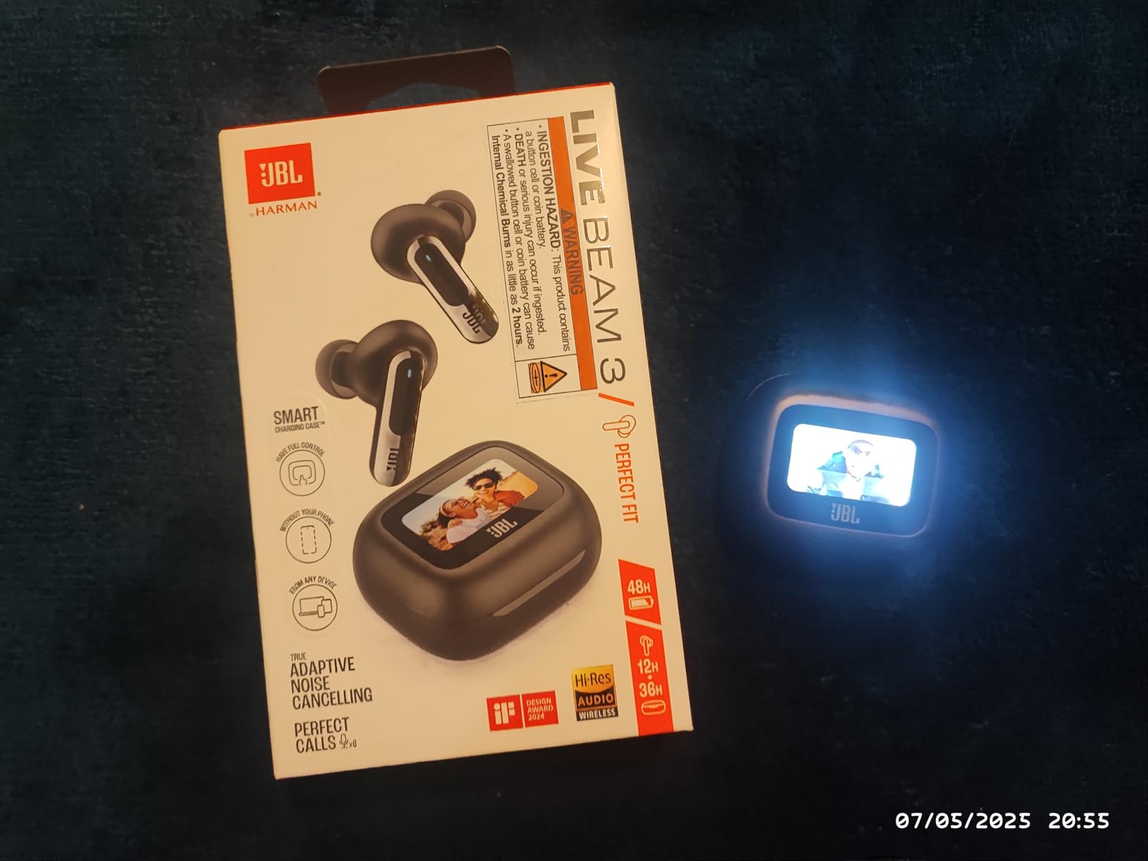 JBL Live Beam 3 - True Wireless Noise-Cancelling Stick-Closed Earbuds, 48Hrs Total Playback, Wireless Charging, 6 Mics for Perfect Calls, Multi-Point Connection, IP55 Waterproof and dustproof (Black) customer photo 2