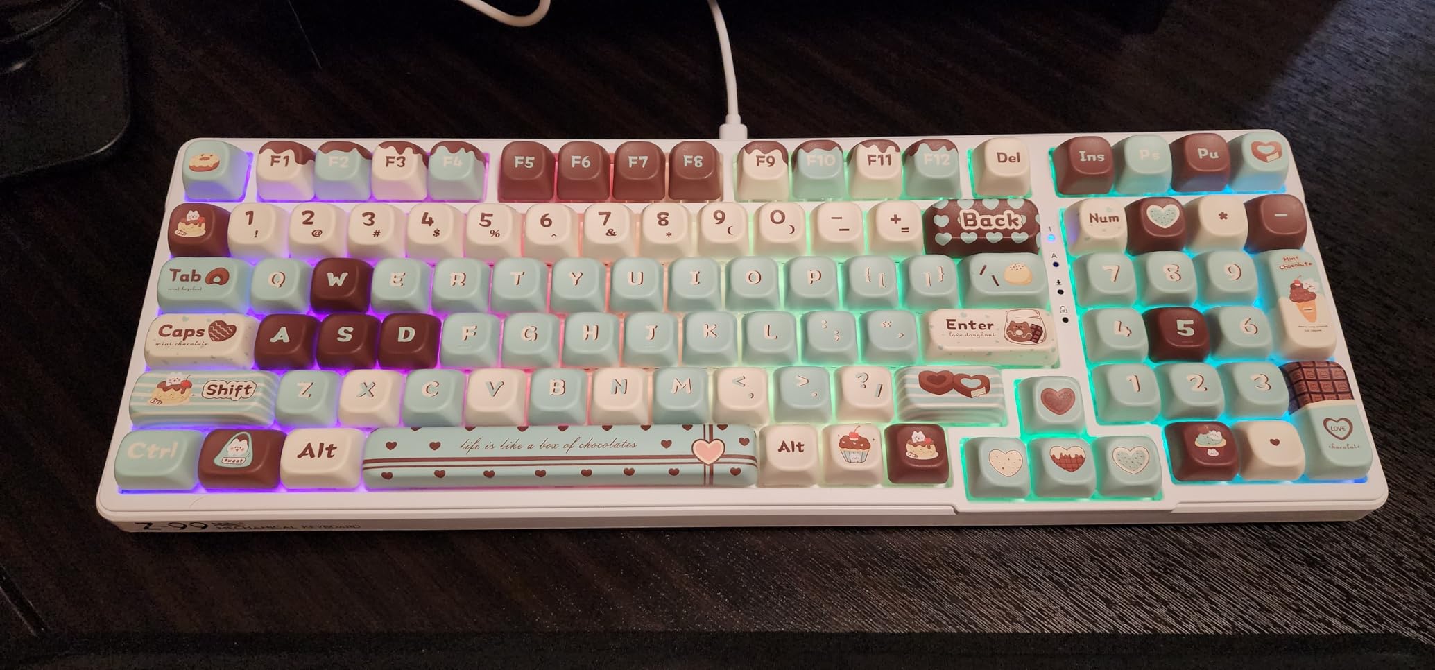 HUO JI E-Yooso Creamy Mechanical Keyboard Wired, RGB Backlit, White customer photo 1