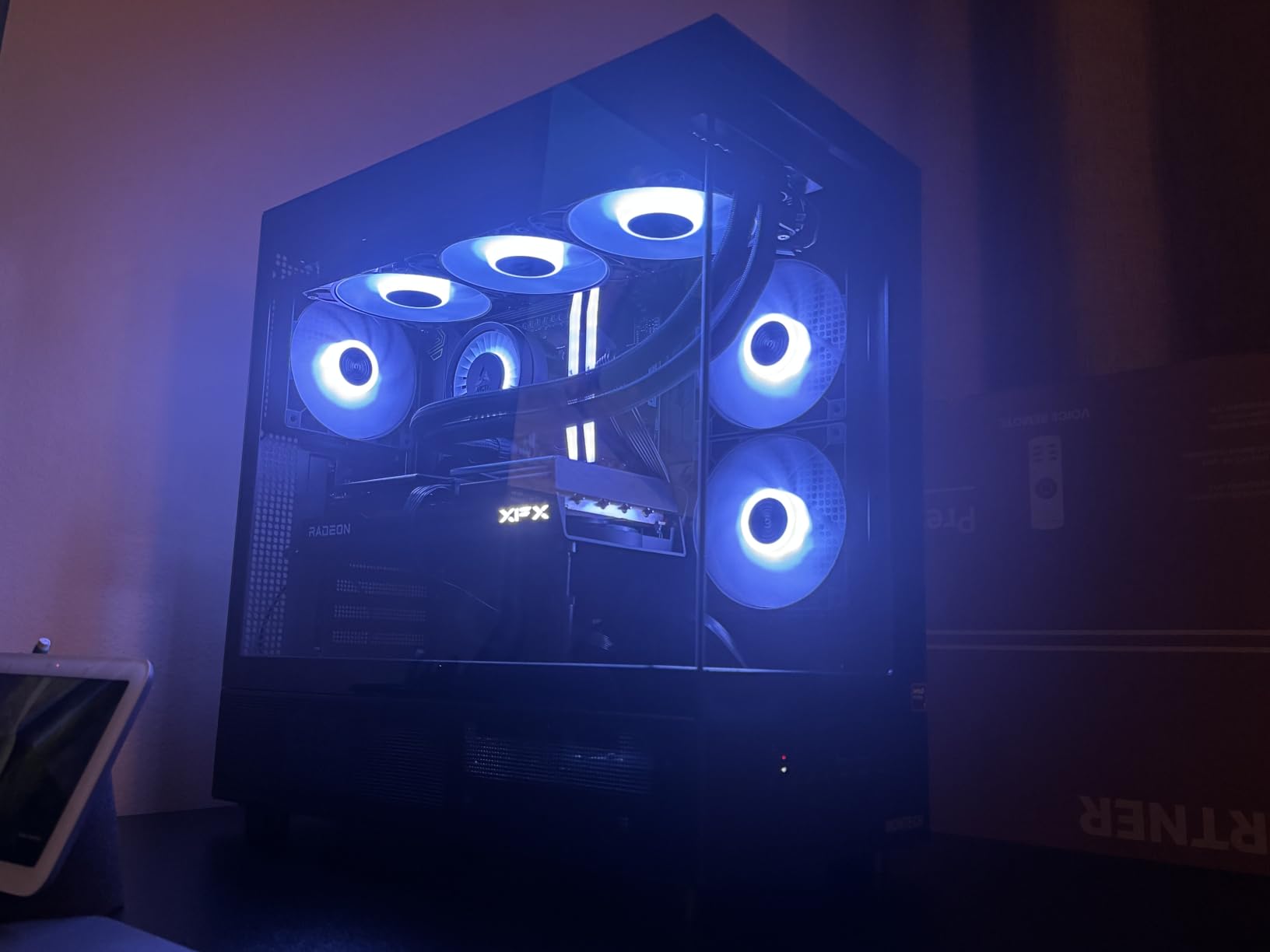MONTECH XR Panoramic High Airflow ATX PC Case, 3 ARGB PWM Fans, Black customer photo 2