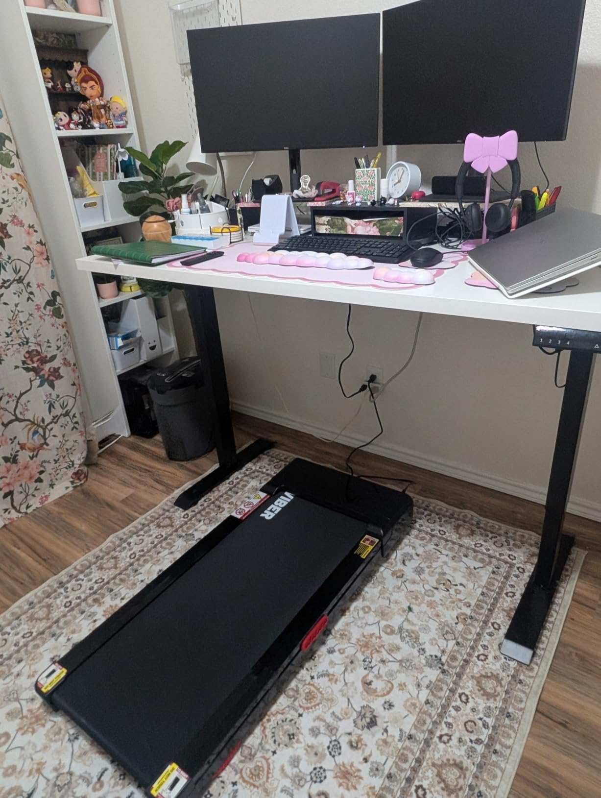 Walking Pad Treadmill 12% Auto Incline, Under Desk Treadmill customer photo 1