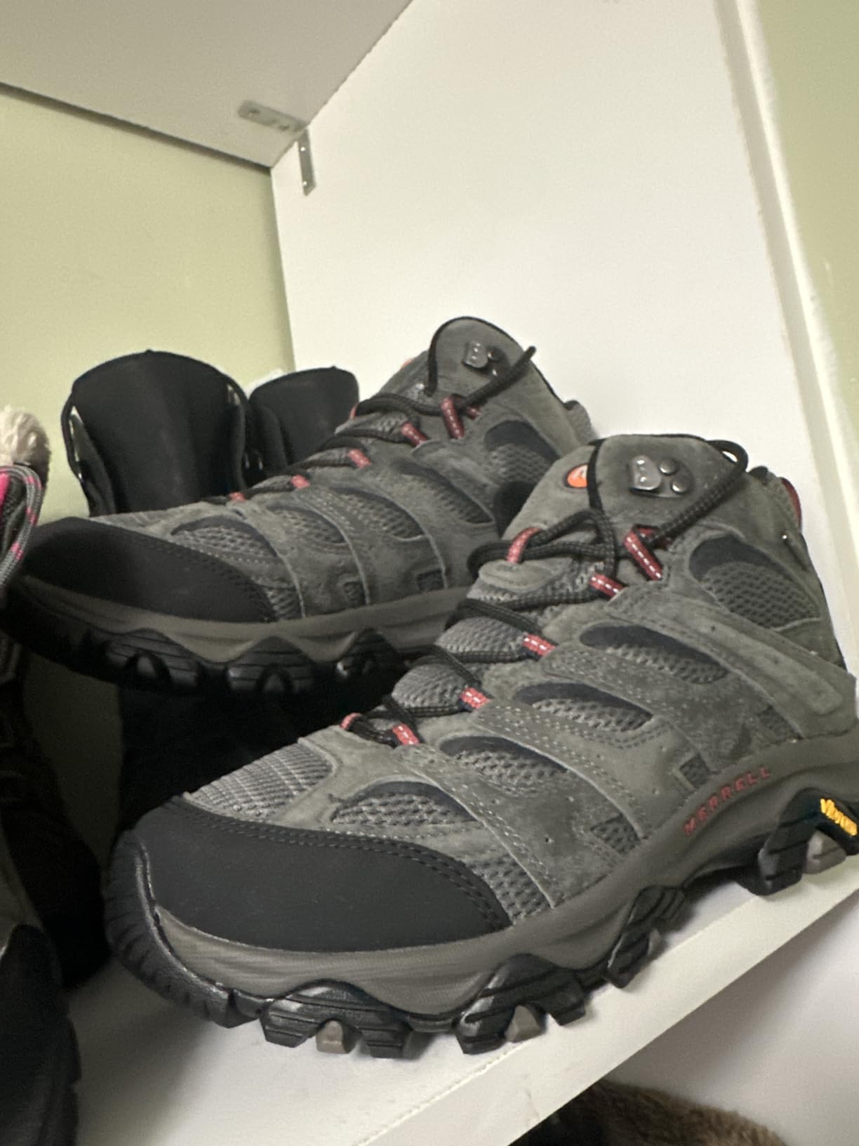 Merrell Men's Moab 3 Mid Waterproof Hiking Boots customer photo 1