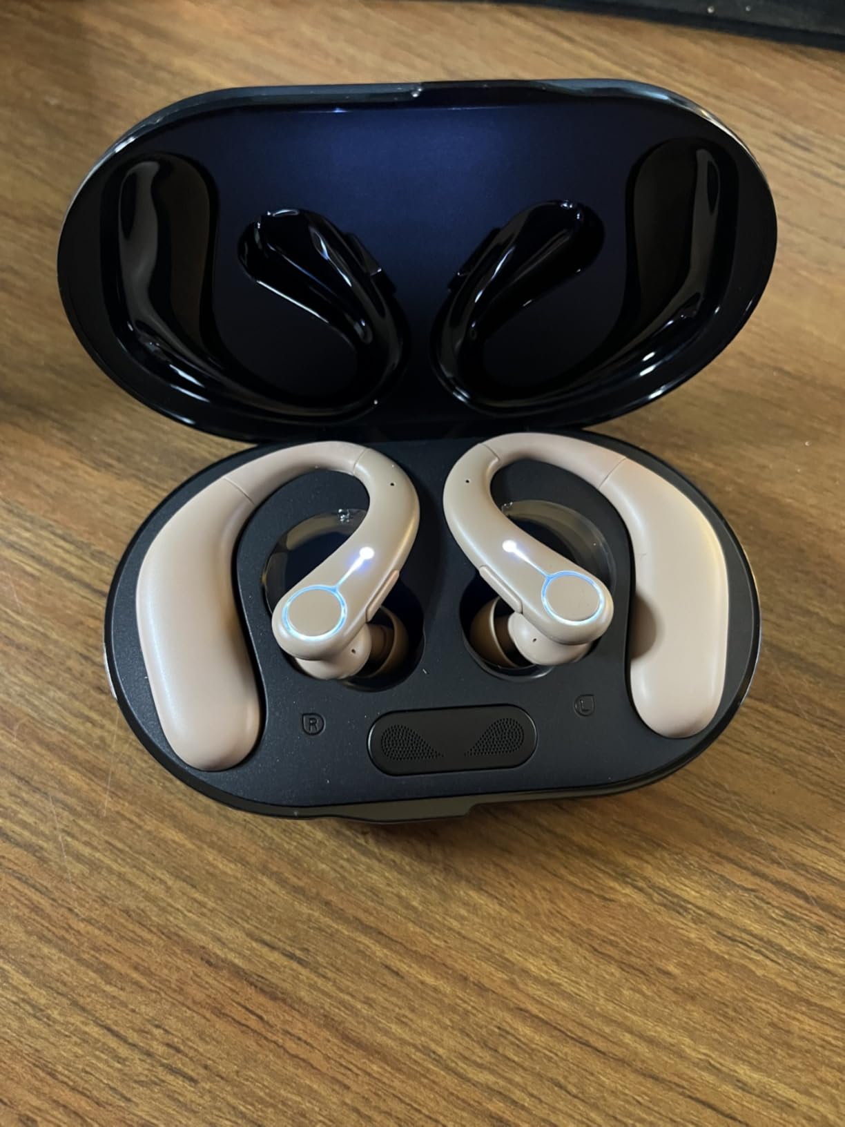 Hearing Aids, Hearing Aids for Seniors with Bluetooth, Rechargeable Hearing Aid with Noise Cancellation, 5-Level Button Volume Control, OTC Hearing Amplifier for Moderate Hearing Loss, Clear Sound customer photo 1