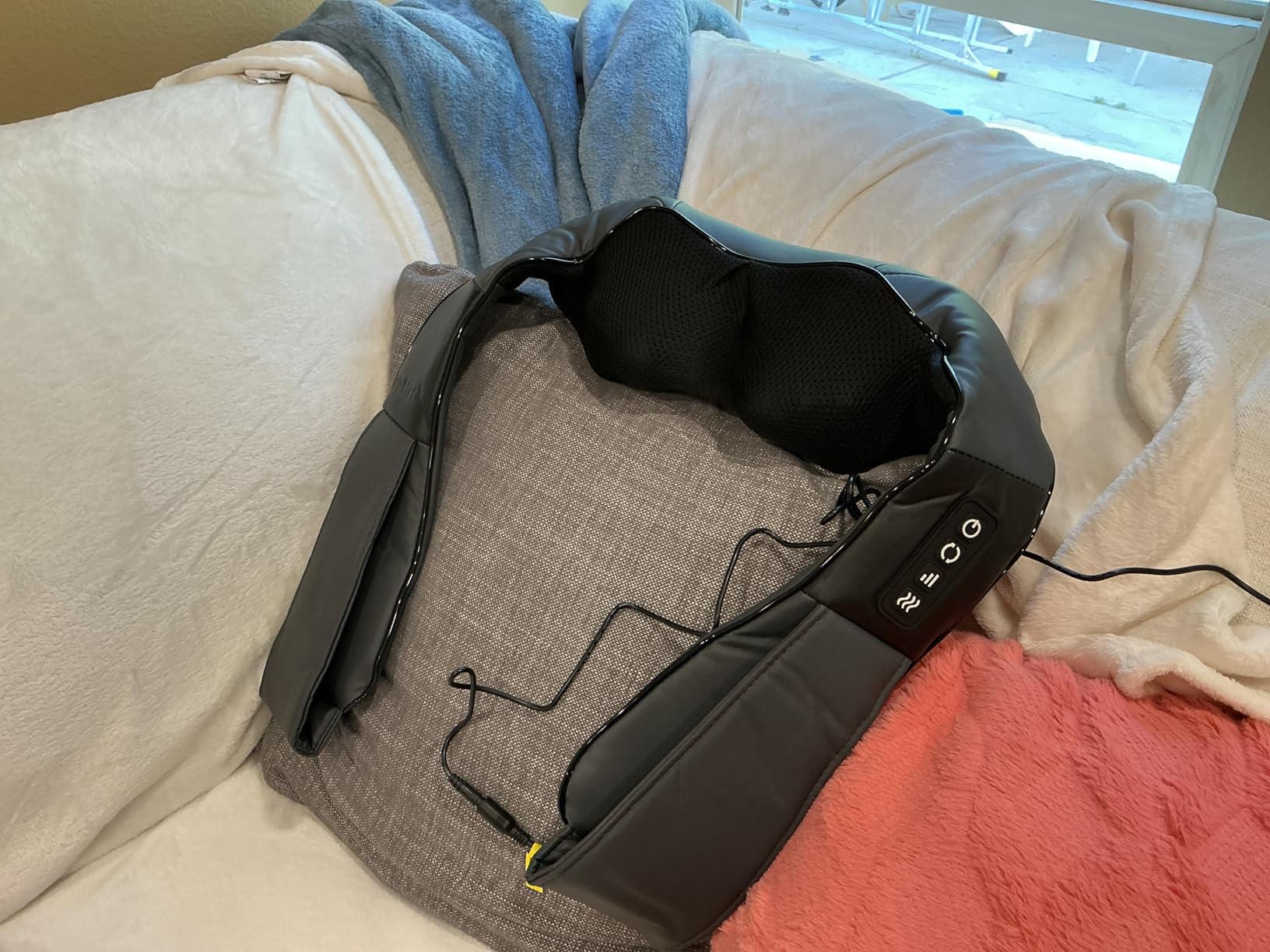 Nekteck Shiatsu Neck Massager with Heat for Pain Relief, Gray, NOT Cordless customer photo 1