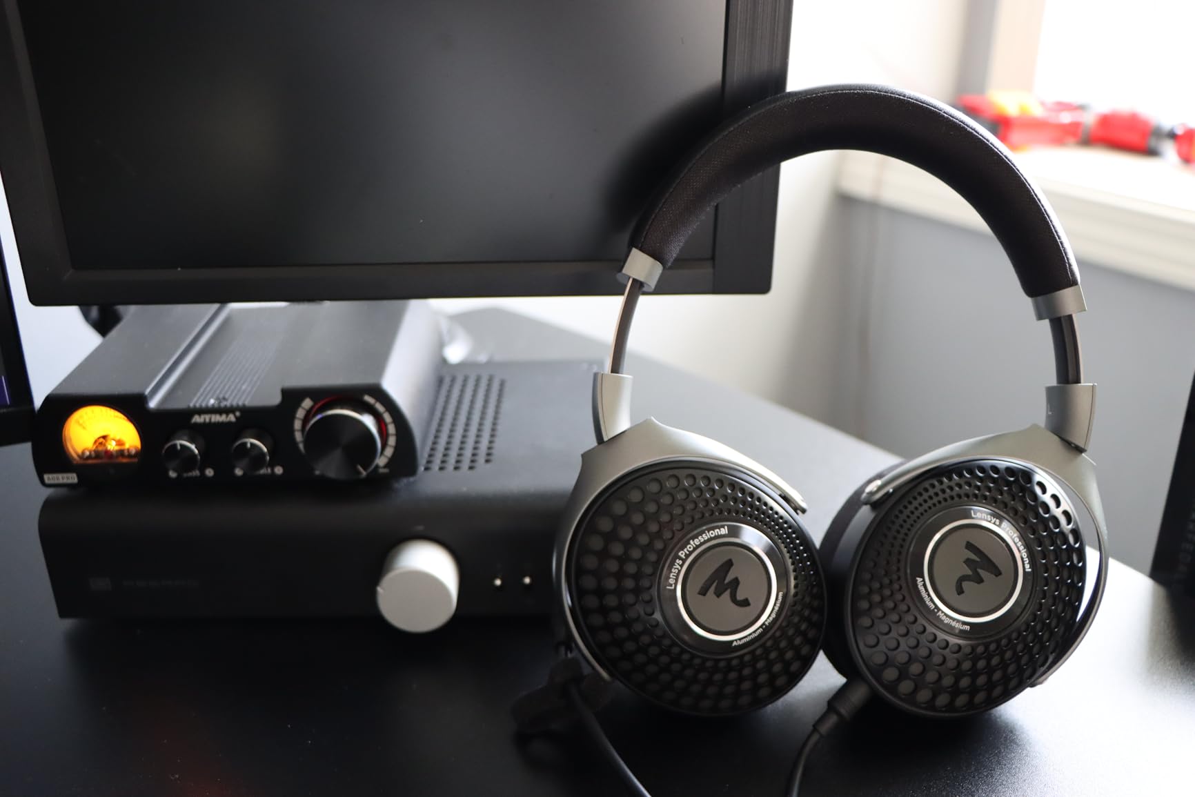 Focal Lensys Professional Closed-Back Headphones customer photo 1