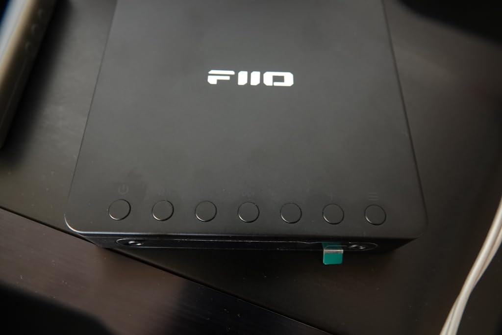 FiiO DM13 Multifunctional Portable Stereo CD Player with Long-Lasting Battery, Supports USB Ripping, Optical/coaxial/3.5mm/4.4mm outputs (Black Bluetooth) customer photo 2
