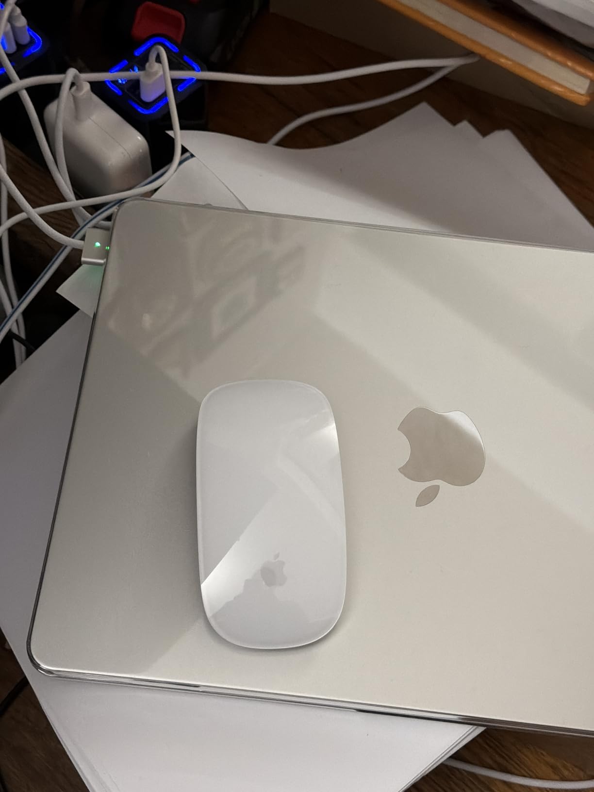 Apple Magic Mouse - Black Multi-Touch Surface customer photo 2