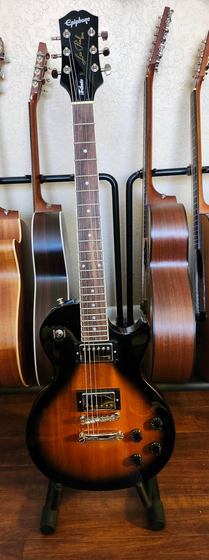 Epiphone Les Paul Tribute, Heritage Cherry Sunburst customer photo 1