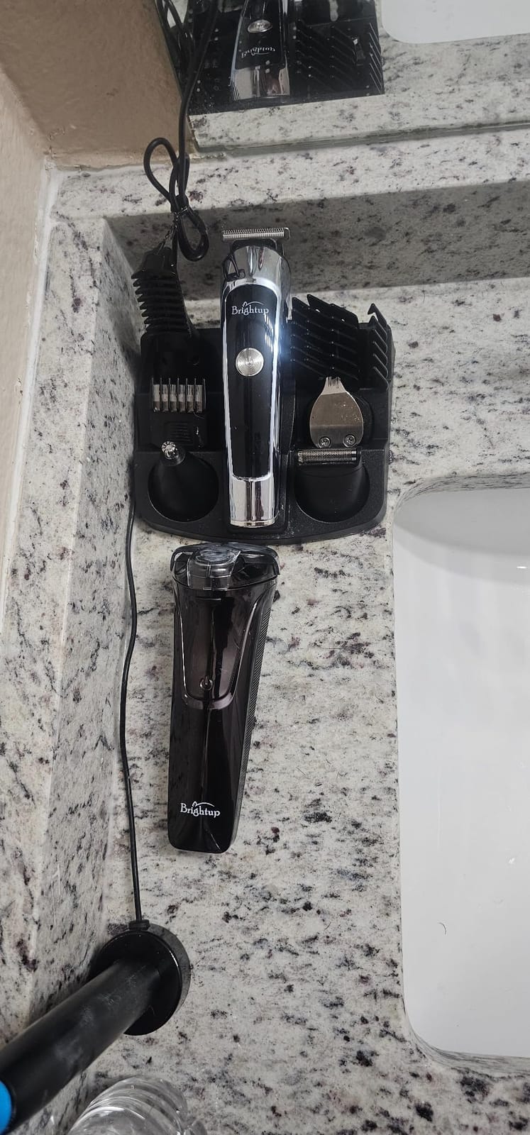 Brightup Electric Razor for Men Face, Wet & Dry Electric Shaver for Men customer photo 1