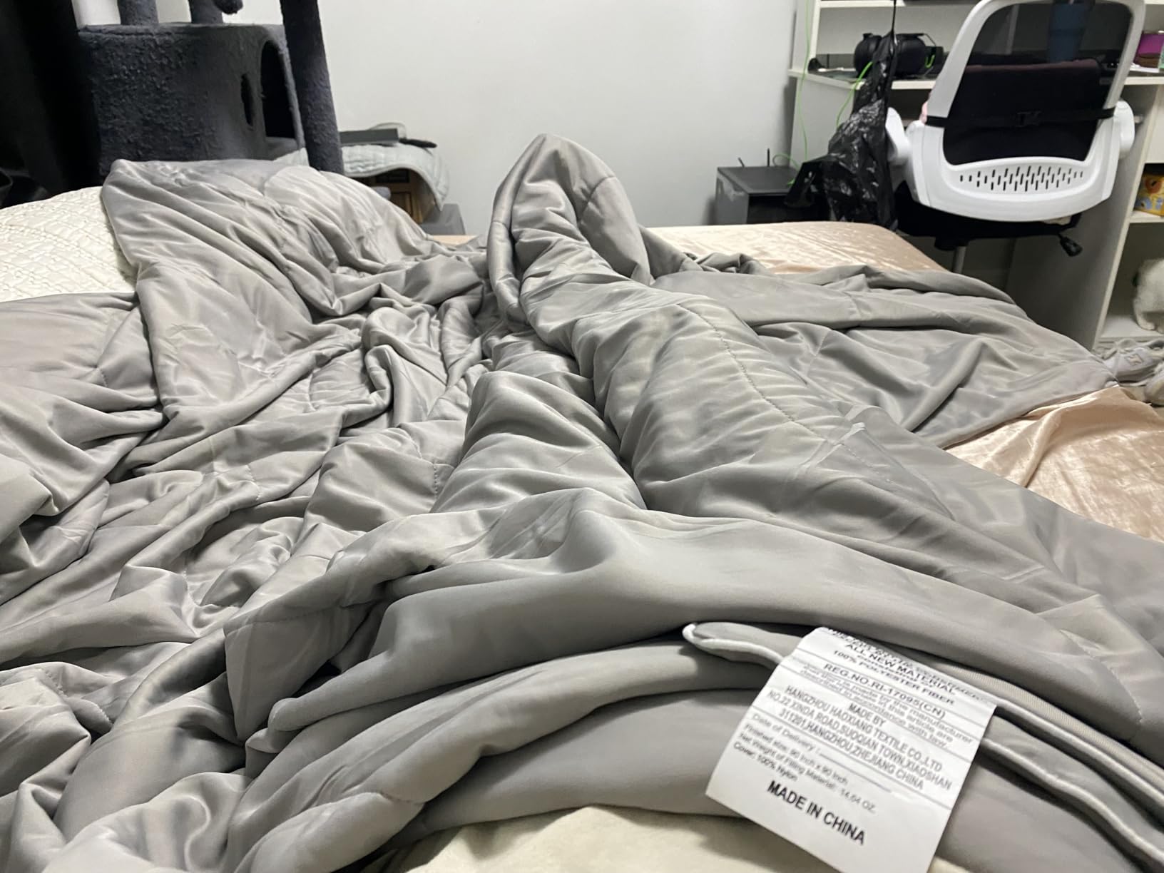 DOWNCOOL Cooling Comforter Queen Size,Grey Cooling Blanket for Hot Sleeper customer photo 2