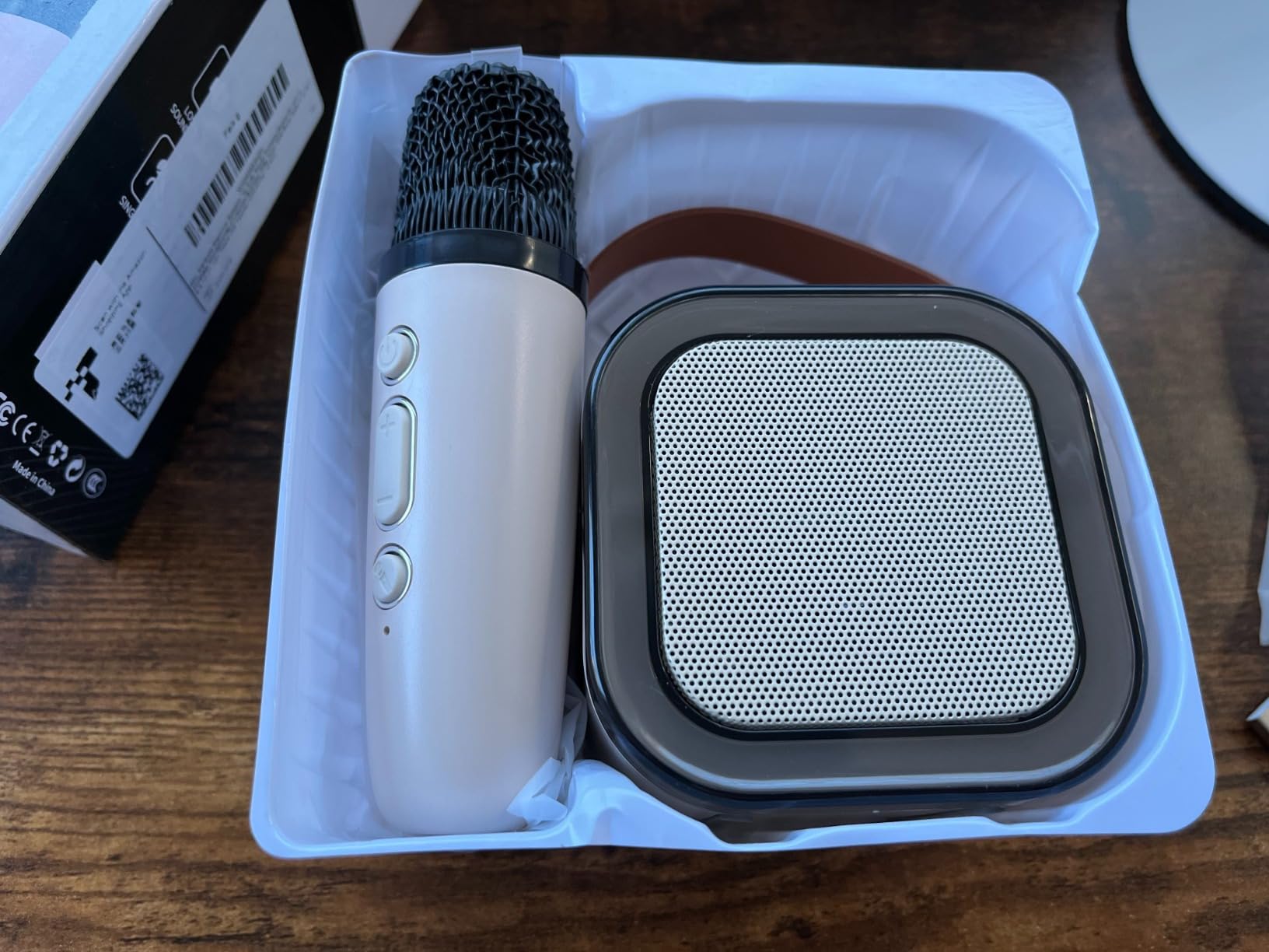 Mini Kids Karaoke Machine Toy Ages 3-12, 2 Wireless Mics Bluetooth Speaker customer photo 2