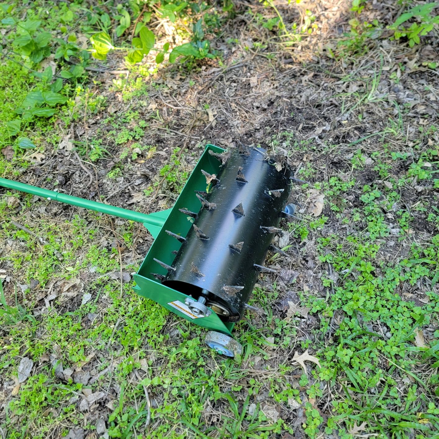Rolling Lawn Aerator, Heavy Duty Push Spike Aeration Tool Up to 55 lbs, Manual Rotary Grass Aerator for Garden and Yard Use customer photo 1