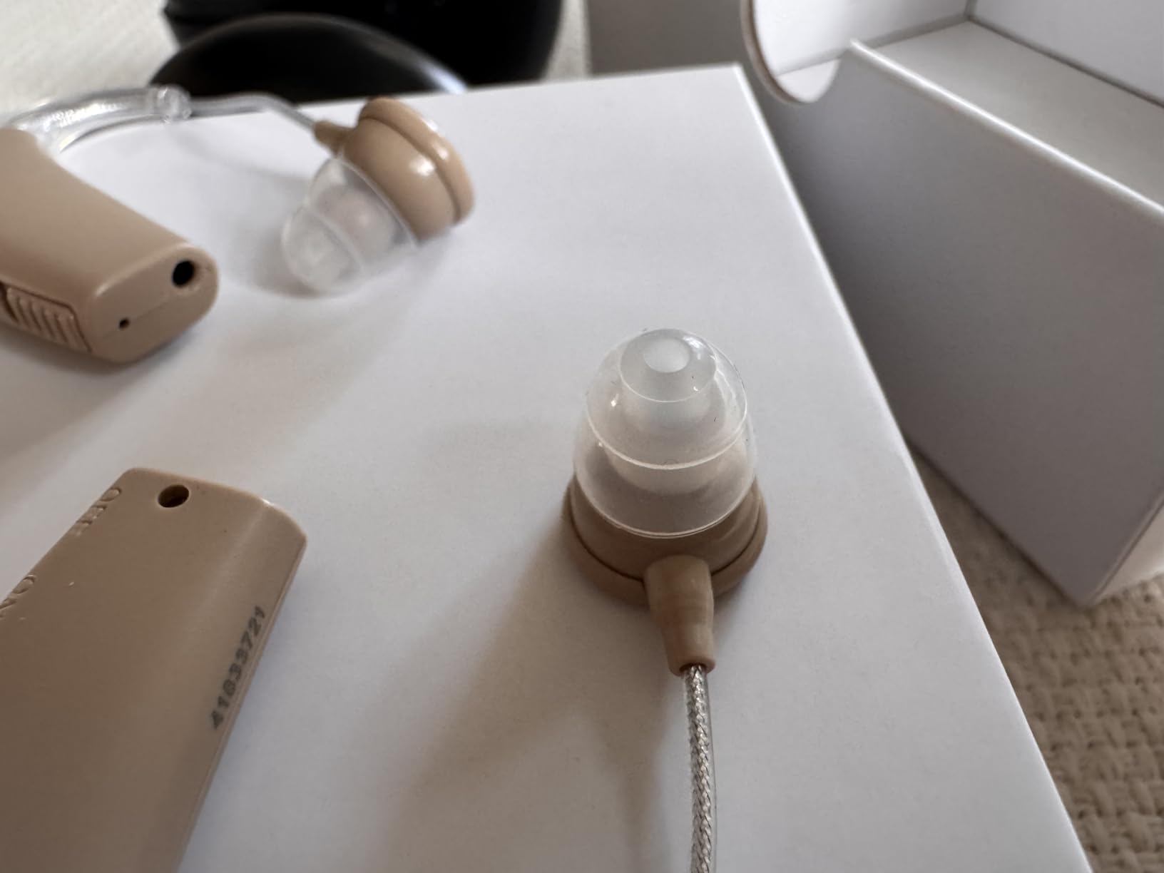 Hearing Aids for Seniors,Rechargeable Hearing Amplifier with Noise Cancelling,Adjustable Volume Control,One Pair Hearing Assist Devices with Charging Box customer photo 1