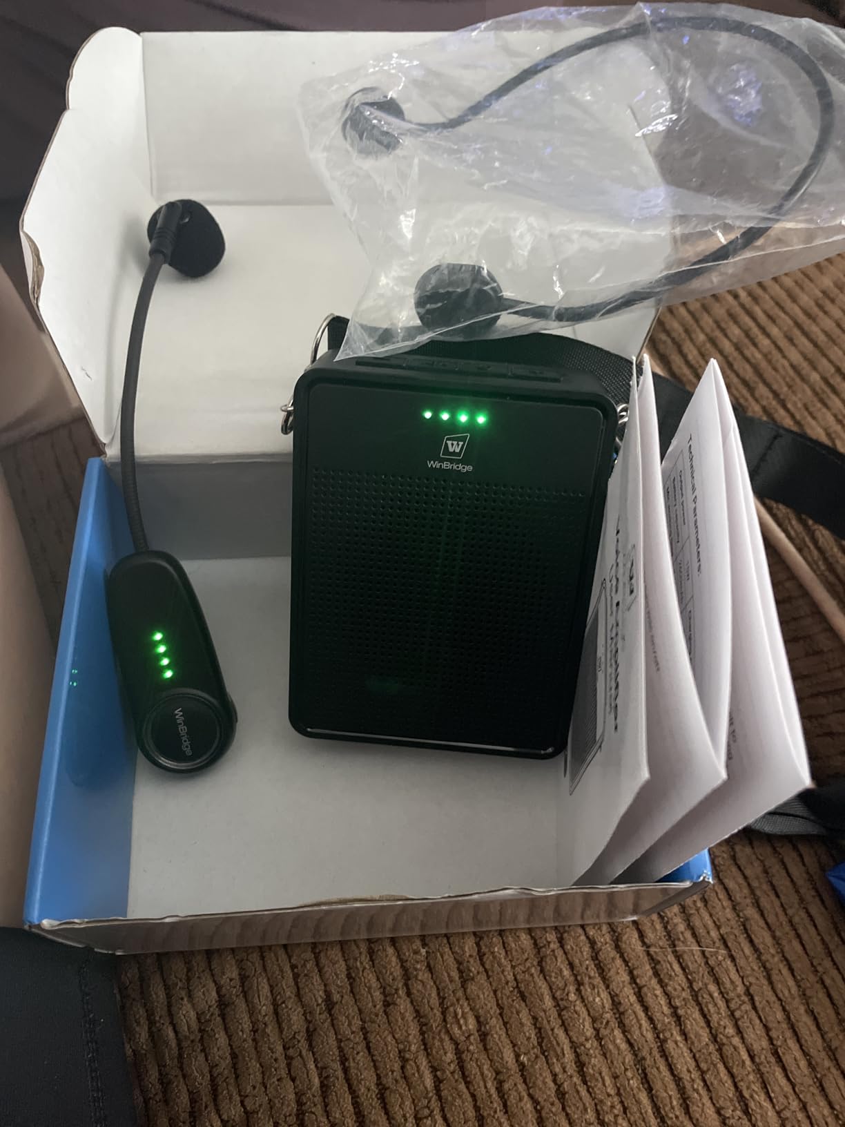 Voice Amplifier Wireless Microphone Headset B002, Original Sound Portable customer photo 1