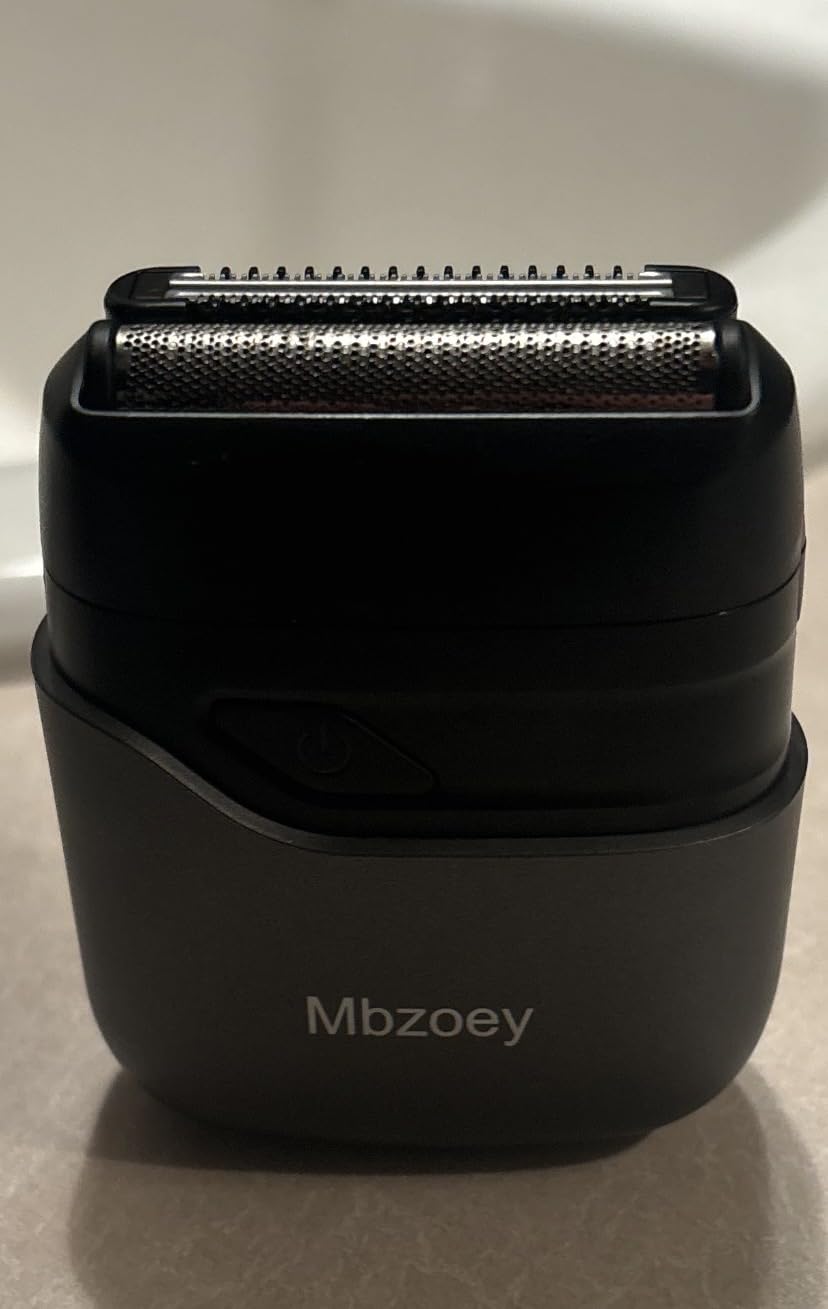 Mbzoey Electric Foil Shavers for Men: IPX7 Waterproof - Magnetic Cover customer photo 1