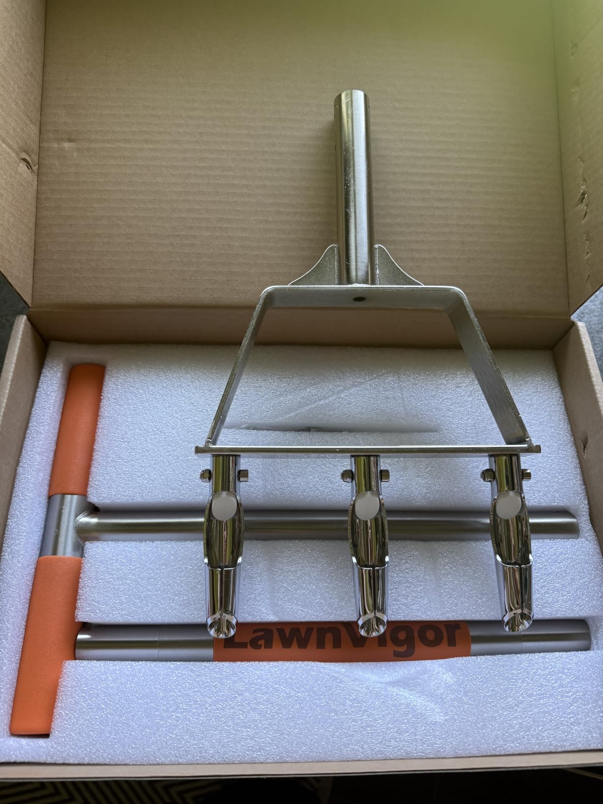 Manual Lawn Core Aerator for Compacted Soil with Non-Clogging Hollow Tines customer photo 2