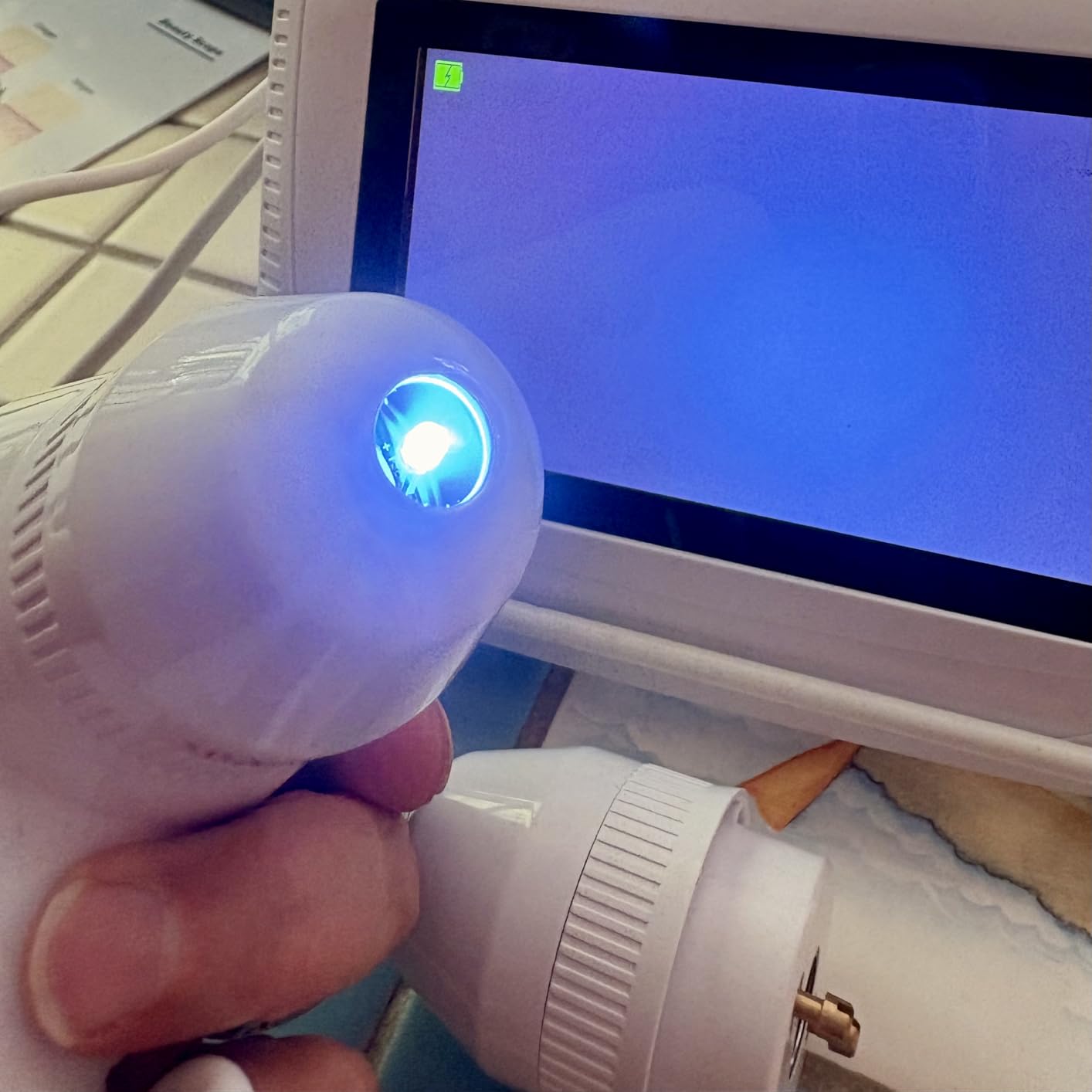 Professional Skin Hair Analyzer, Skin Scalp Analysis Machine customer photo 2